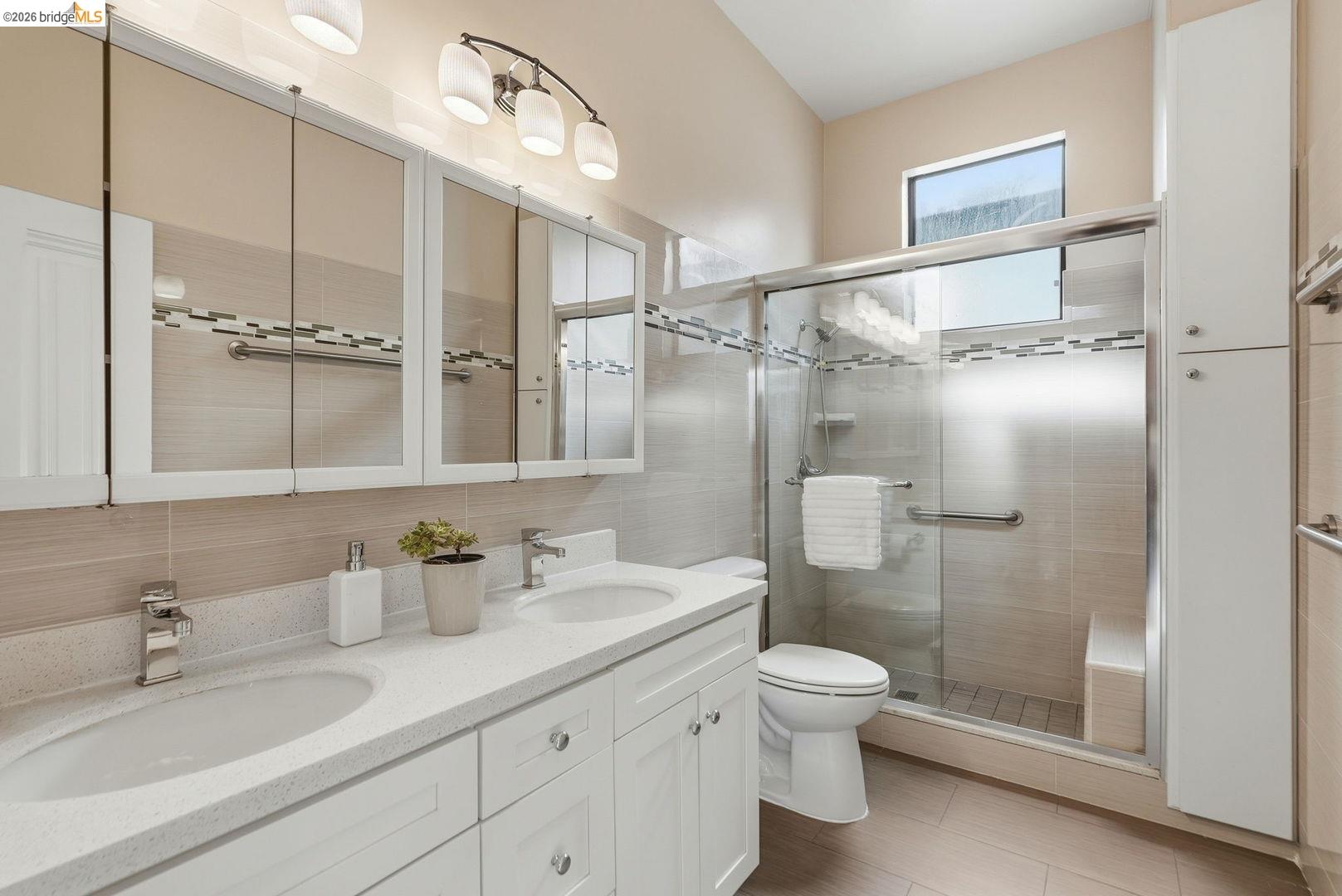 560 45th ST, Oakland CA 94609 — photo 38