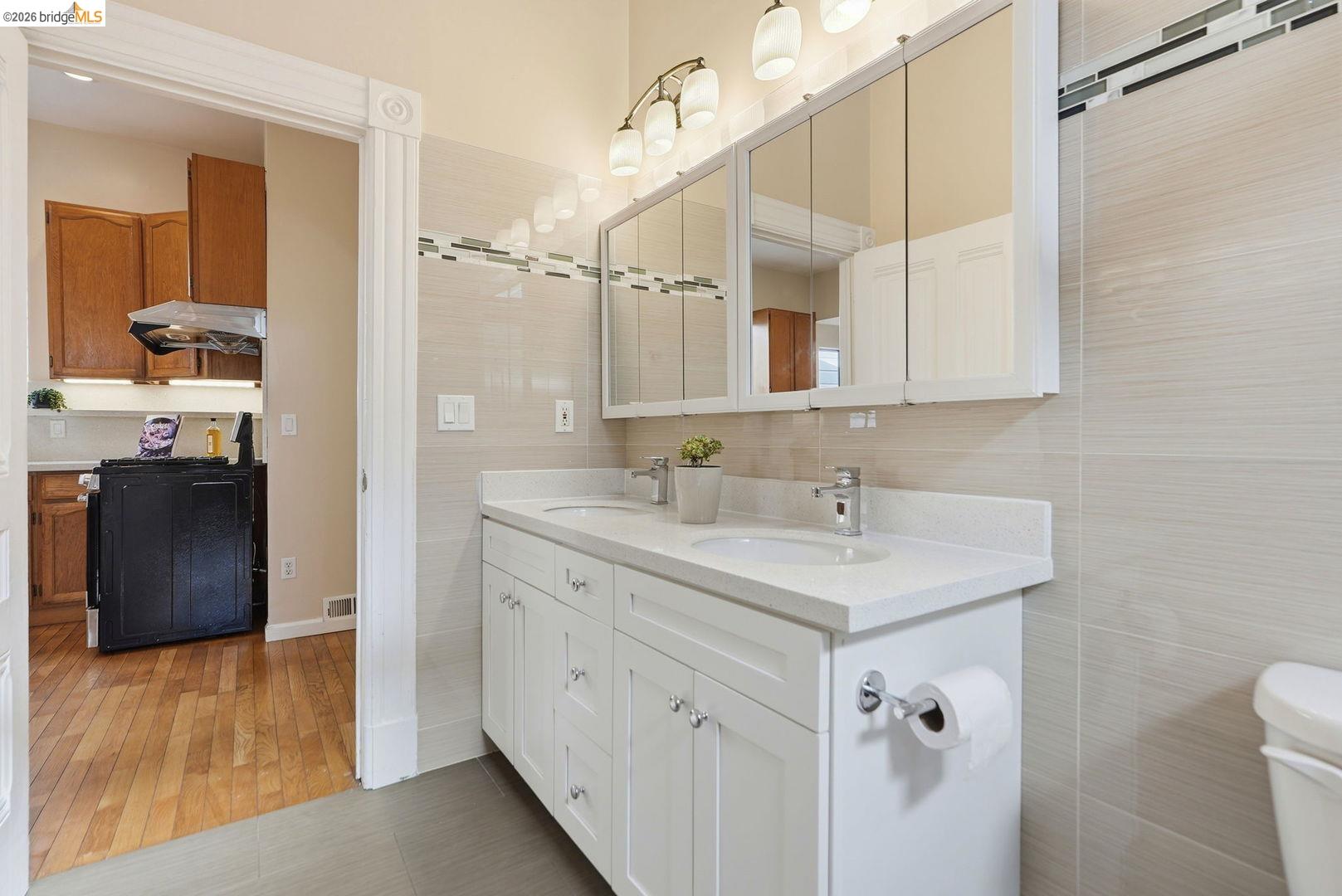 560 45th ST, Oakland CA 94609 — photo 39