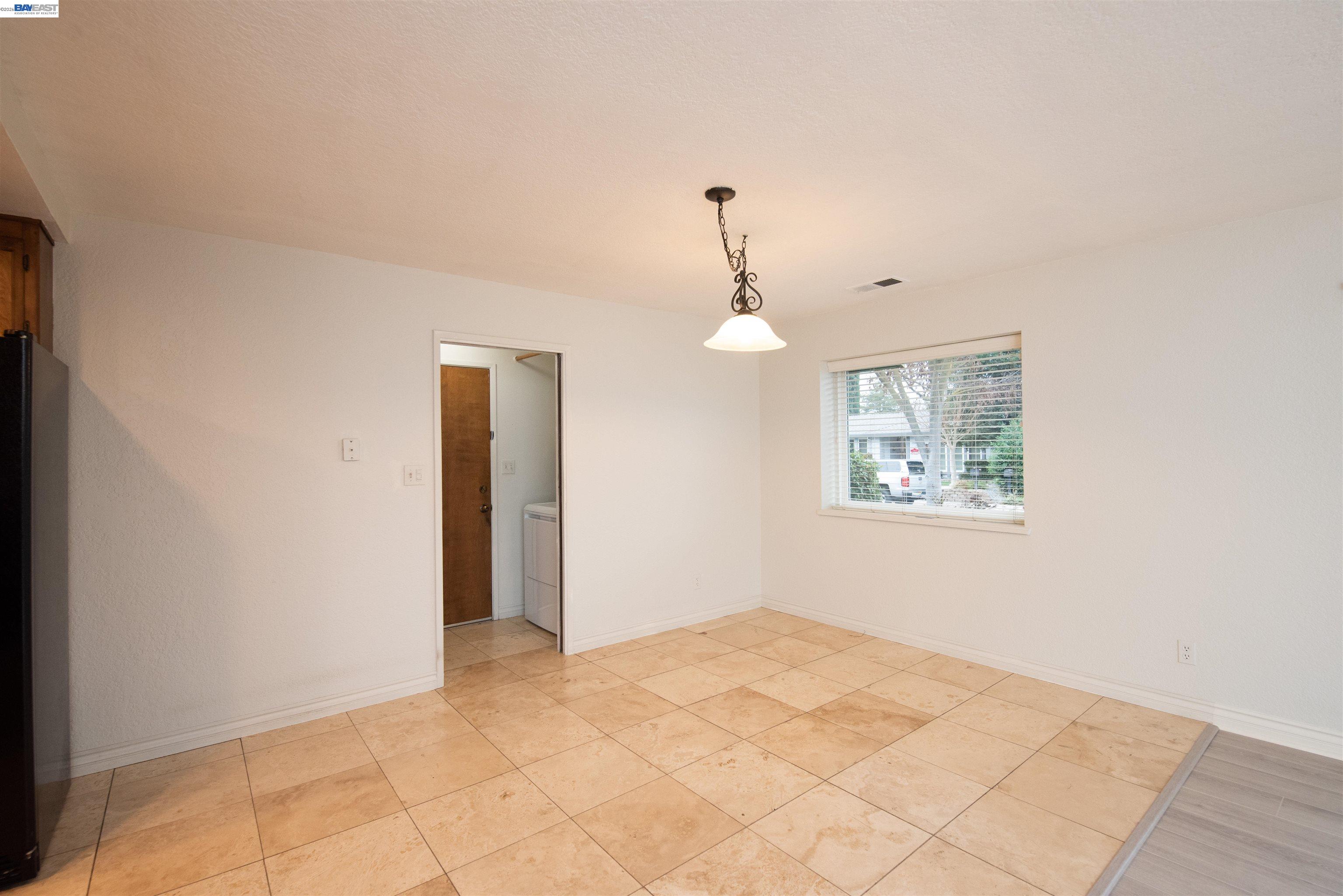 1336 Hidden Glen Dr, Modesto, CA 95355 photo 14