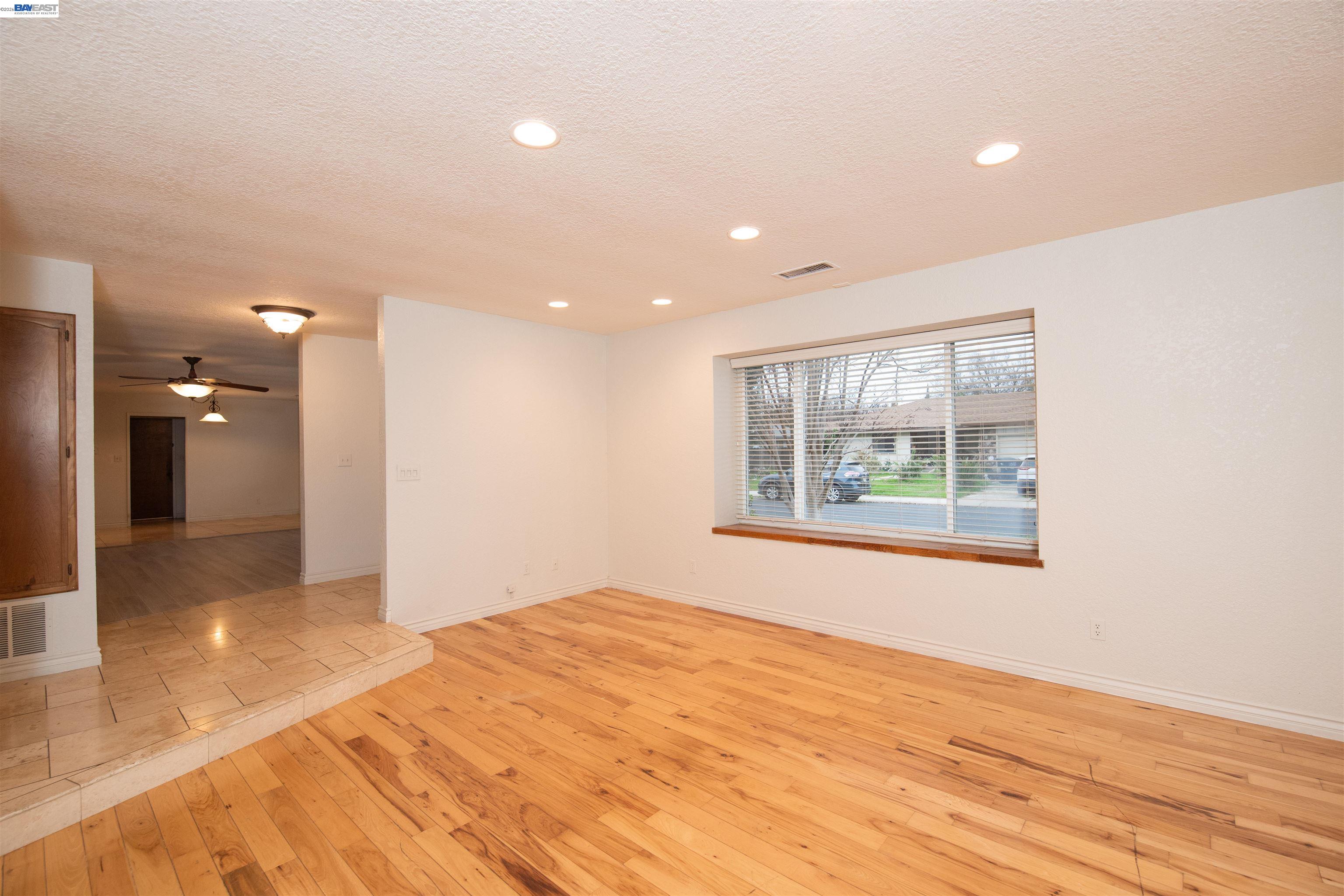 1336 Hidden Glen Dr, Modesto, CA 95355 photo 31