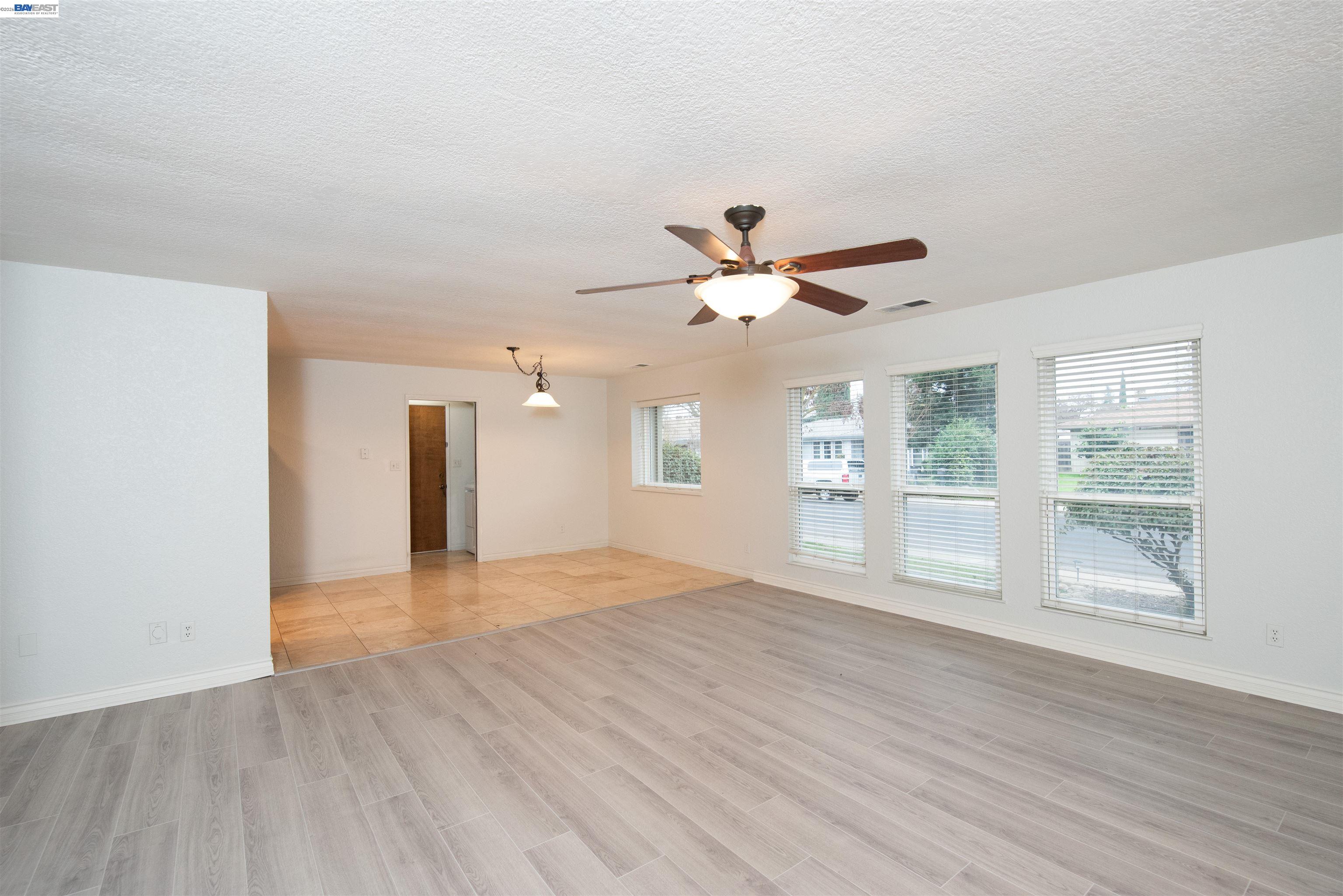 1336 Hidden Glen Dr, Modesto, CA 95355 photo 5