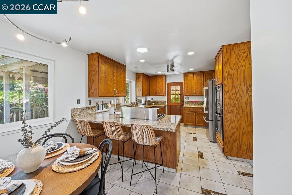 555 Kismet Ct, Walnut Creek CA 94597 — photo 12