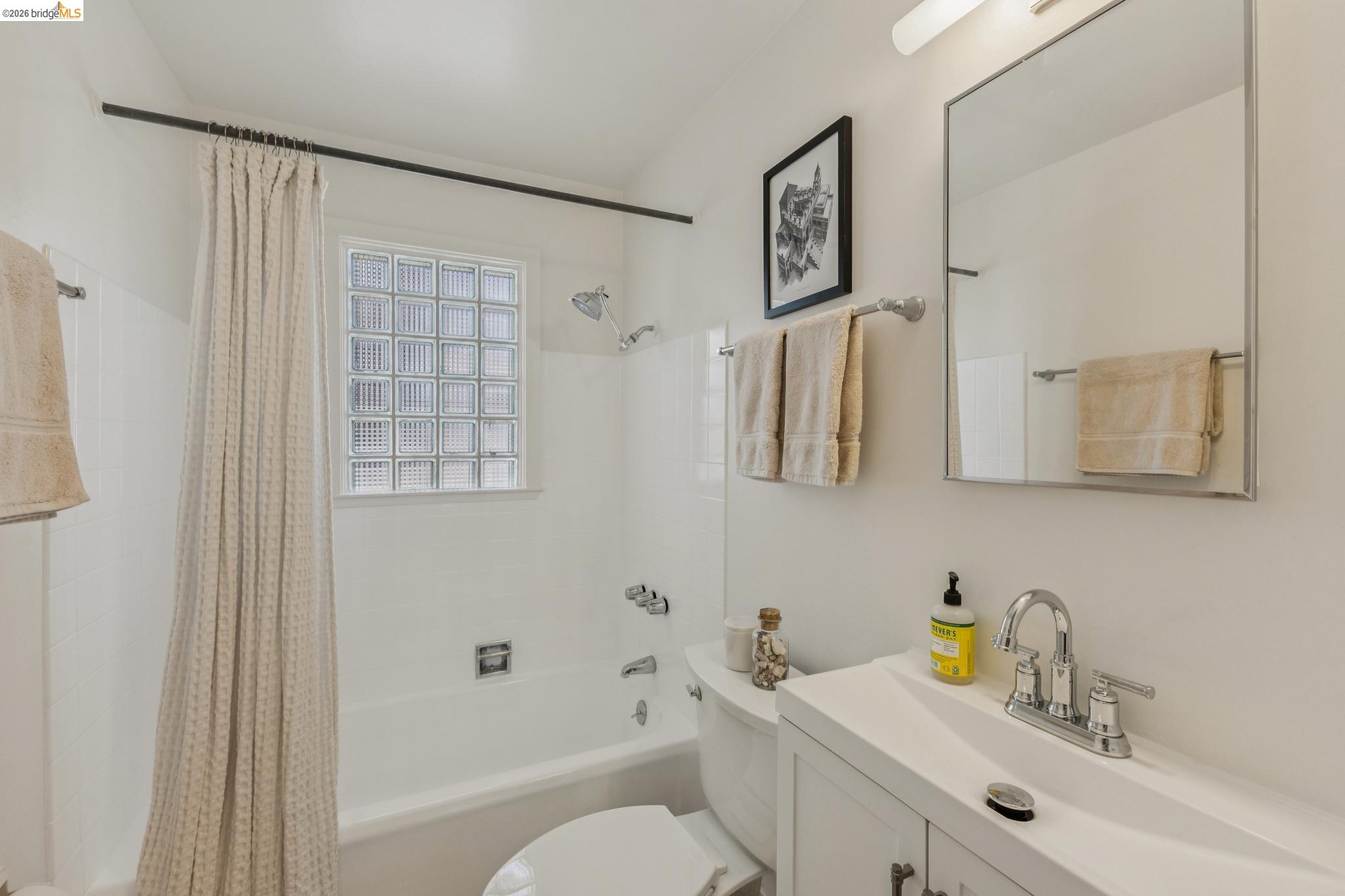 2218 Parker St, Berkeley CA 94704 — photo 16