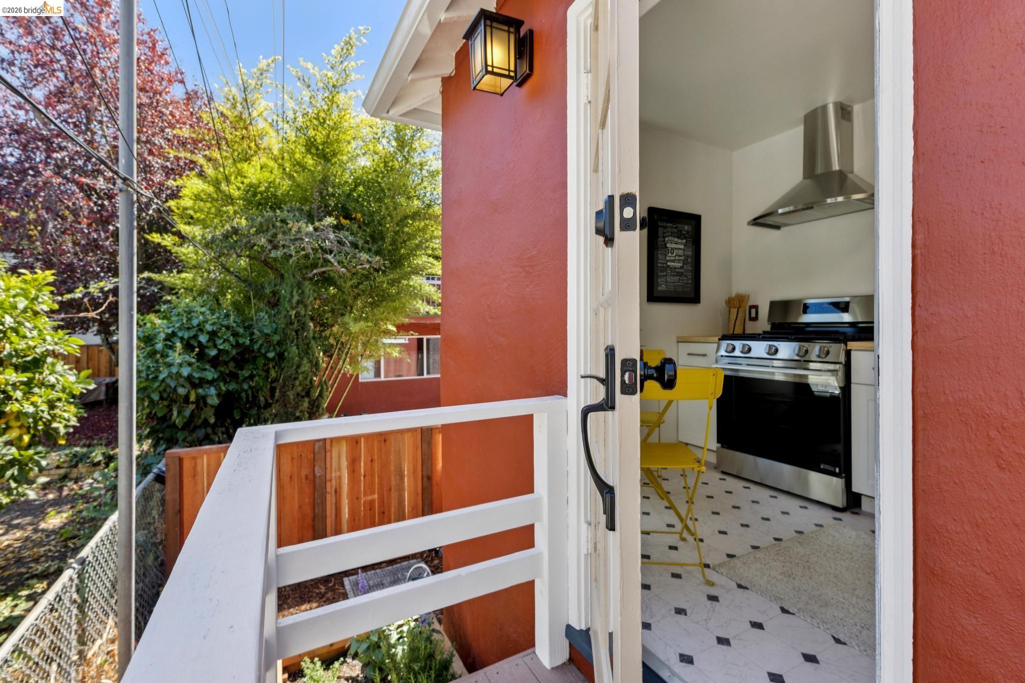 2218 Parker St, Berkeley CA 94704 — photo 26