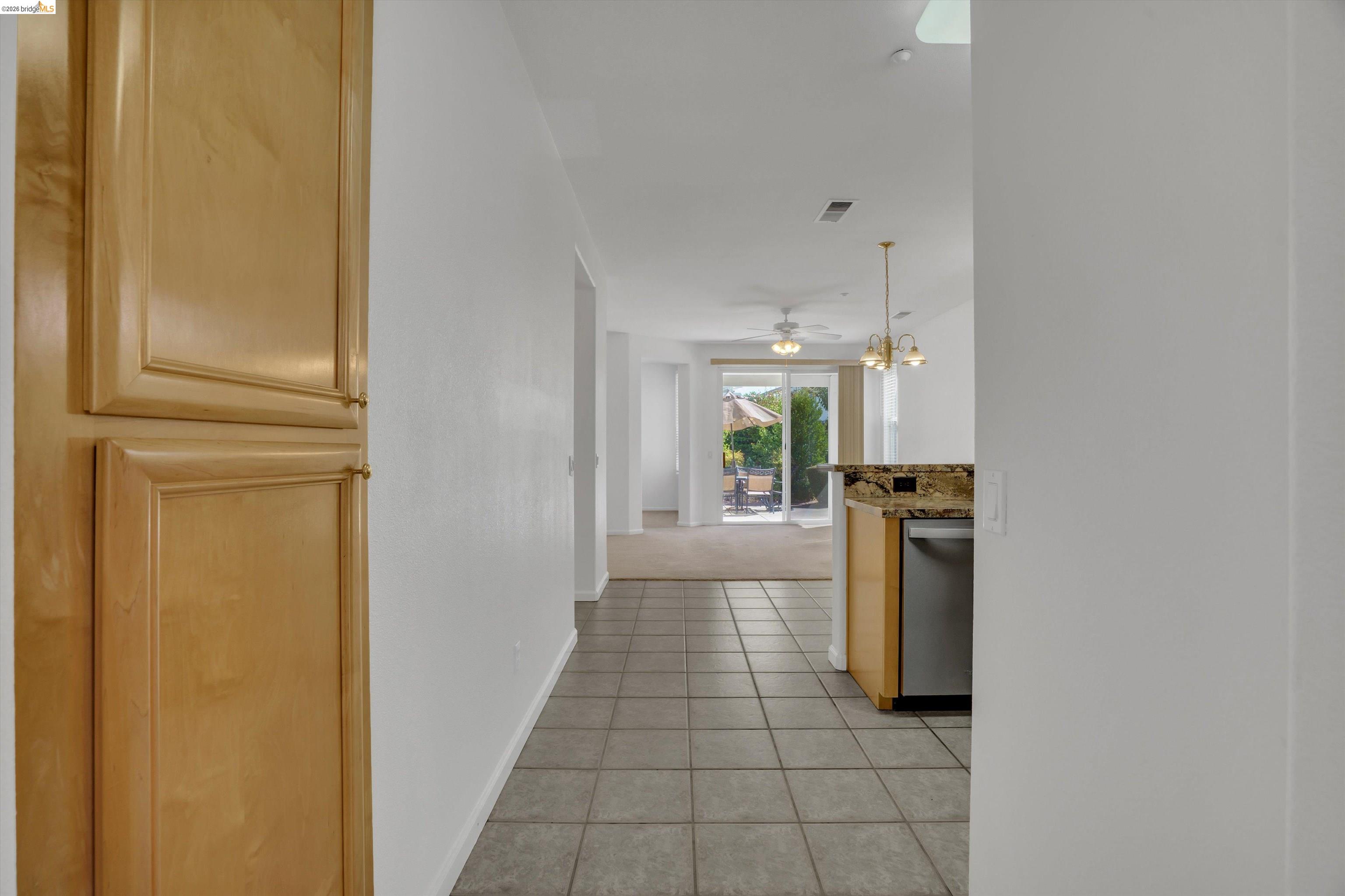 1852 Island Park Pl, Brentwood CA 94513 — photo 8