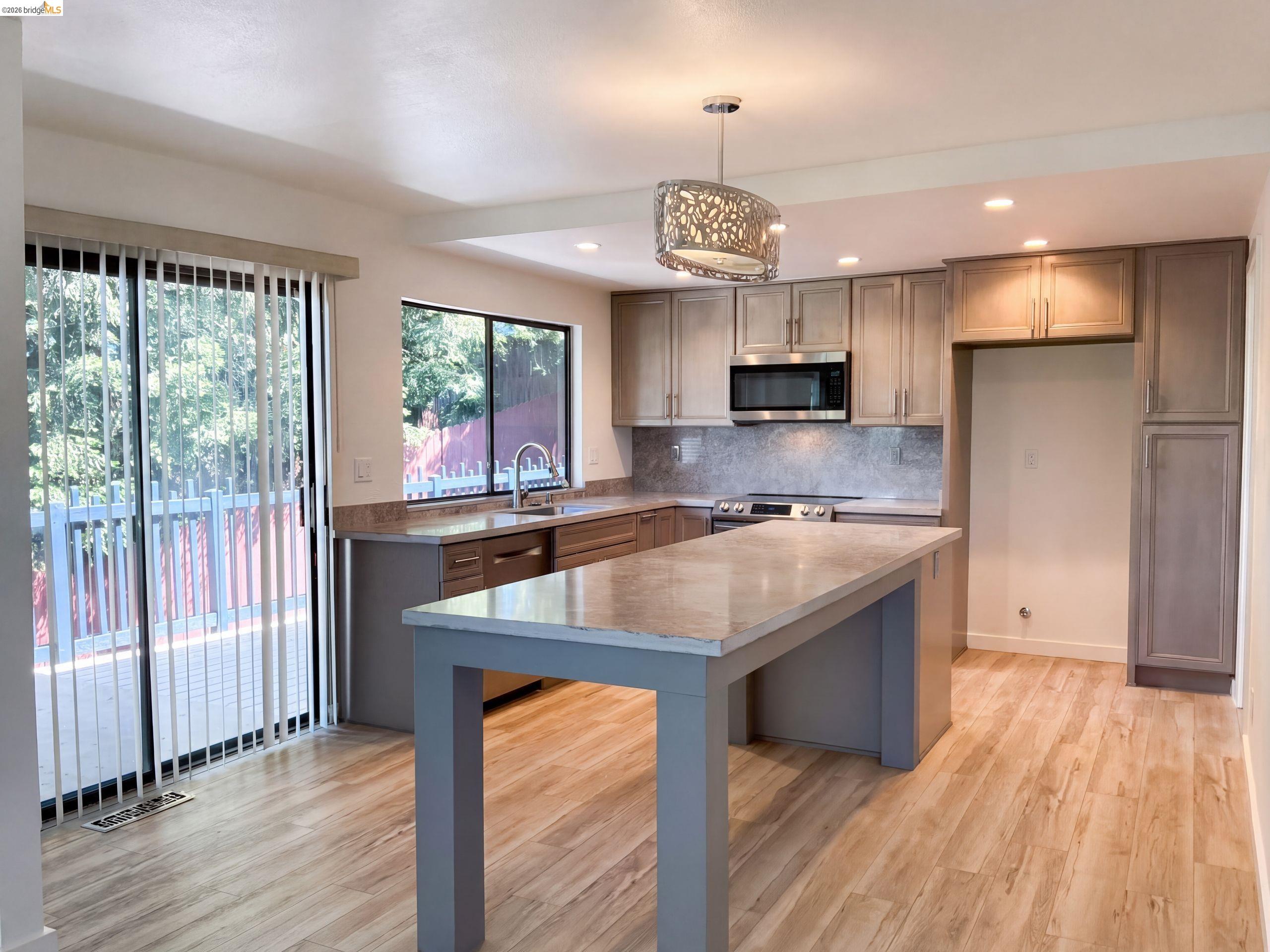 2281 Yale St, Martinez CA 94553 — photo 28