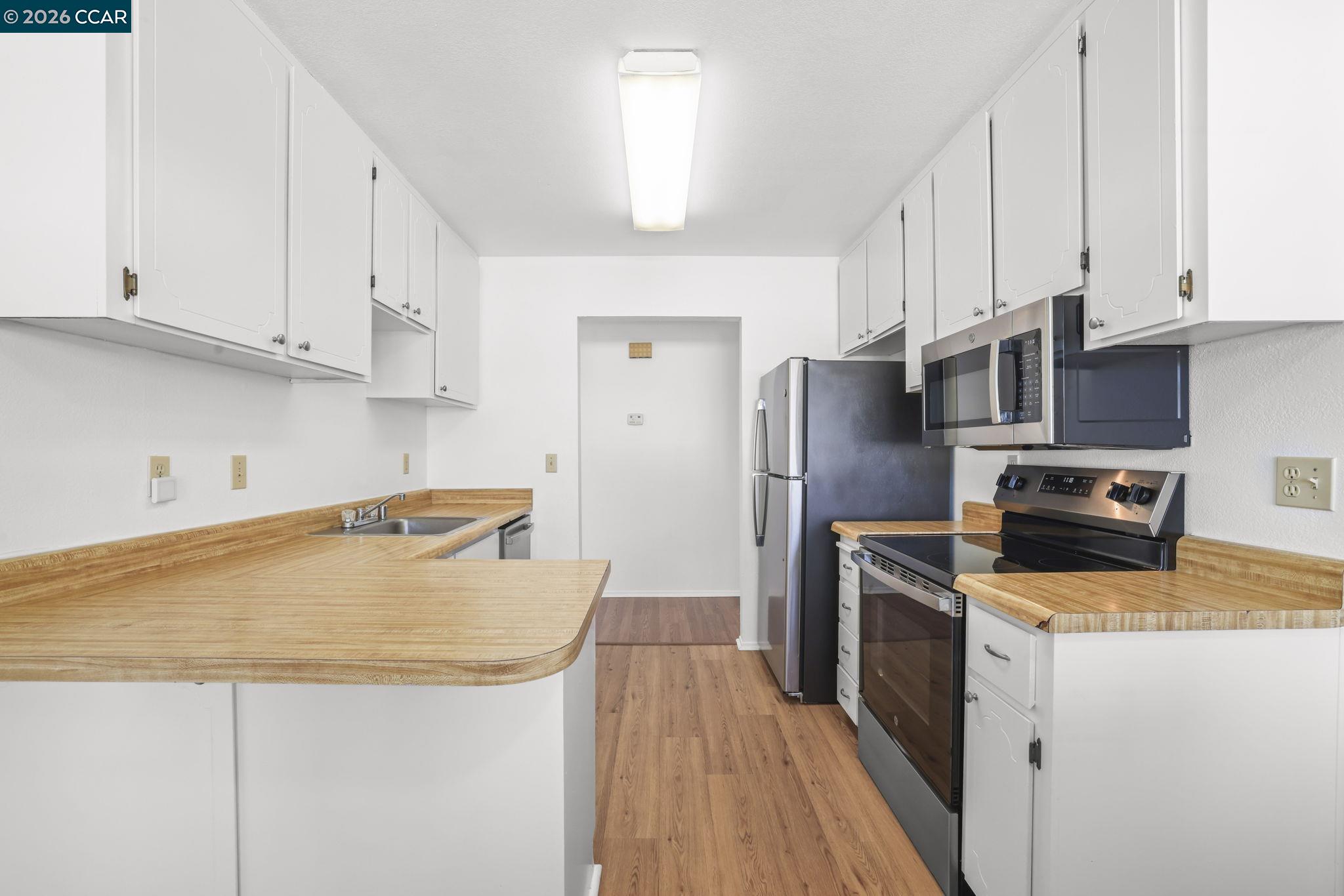 5065 Valley Crest Dr # 242, Concord CA 94521 — photo 17