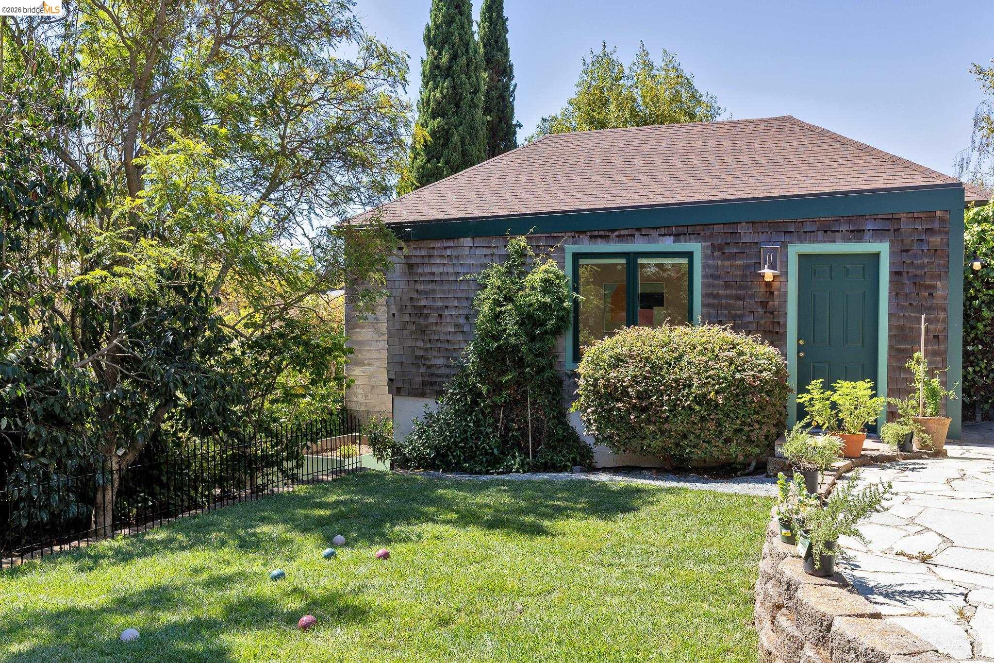 926 Kingston Ave, Piedmont CA 94611 — photo 31