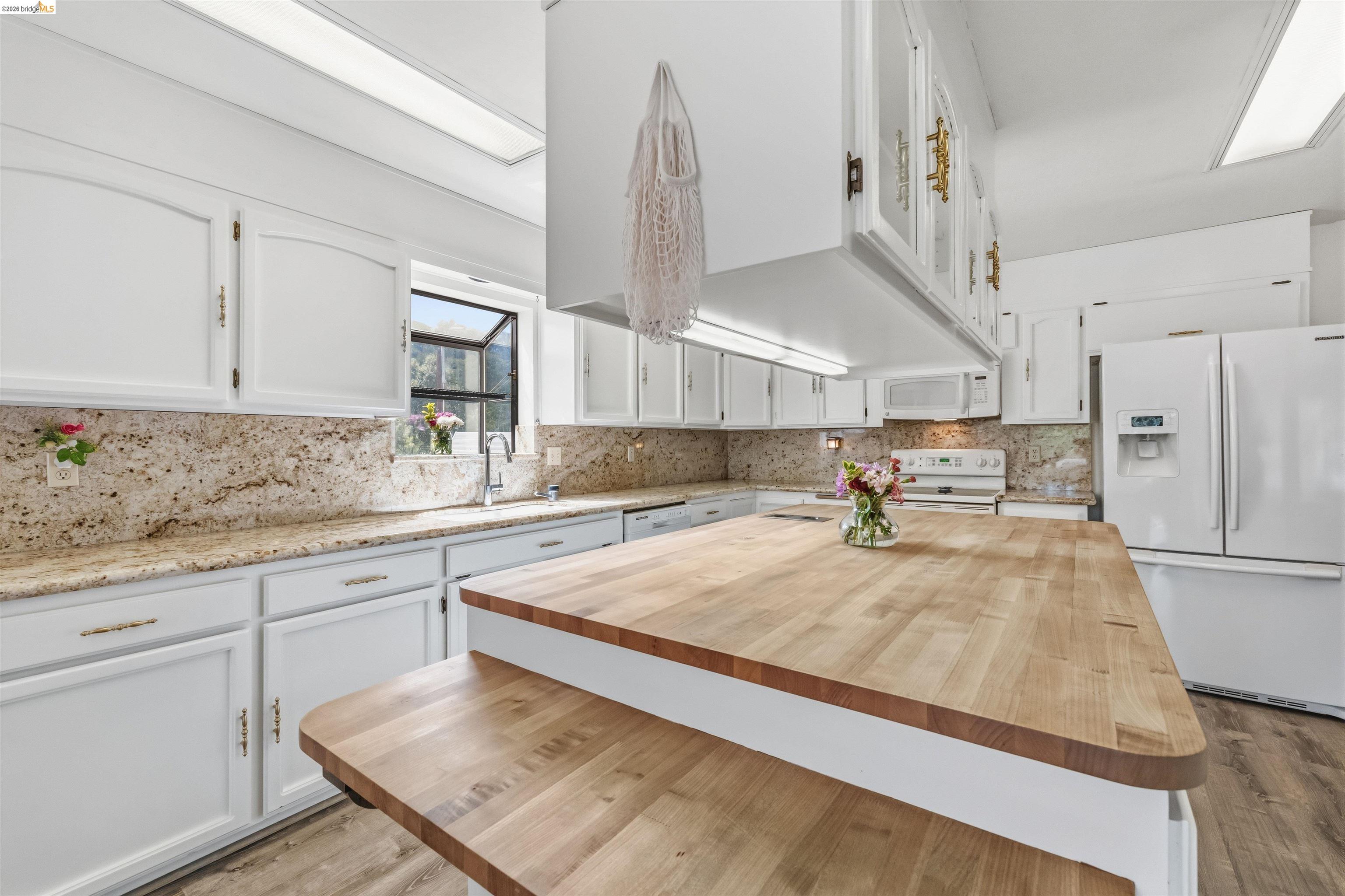 1240 Suzanne Dr, Angels Camp CA 95222 — photo 16