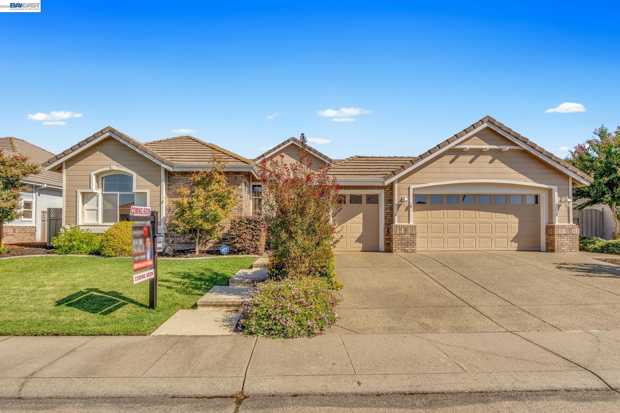 5040 Green Grove Ln, Roseville CA 95747 — photo 3