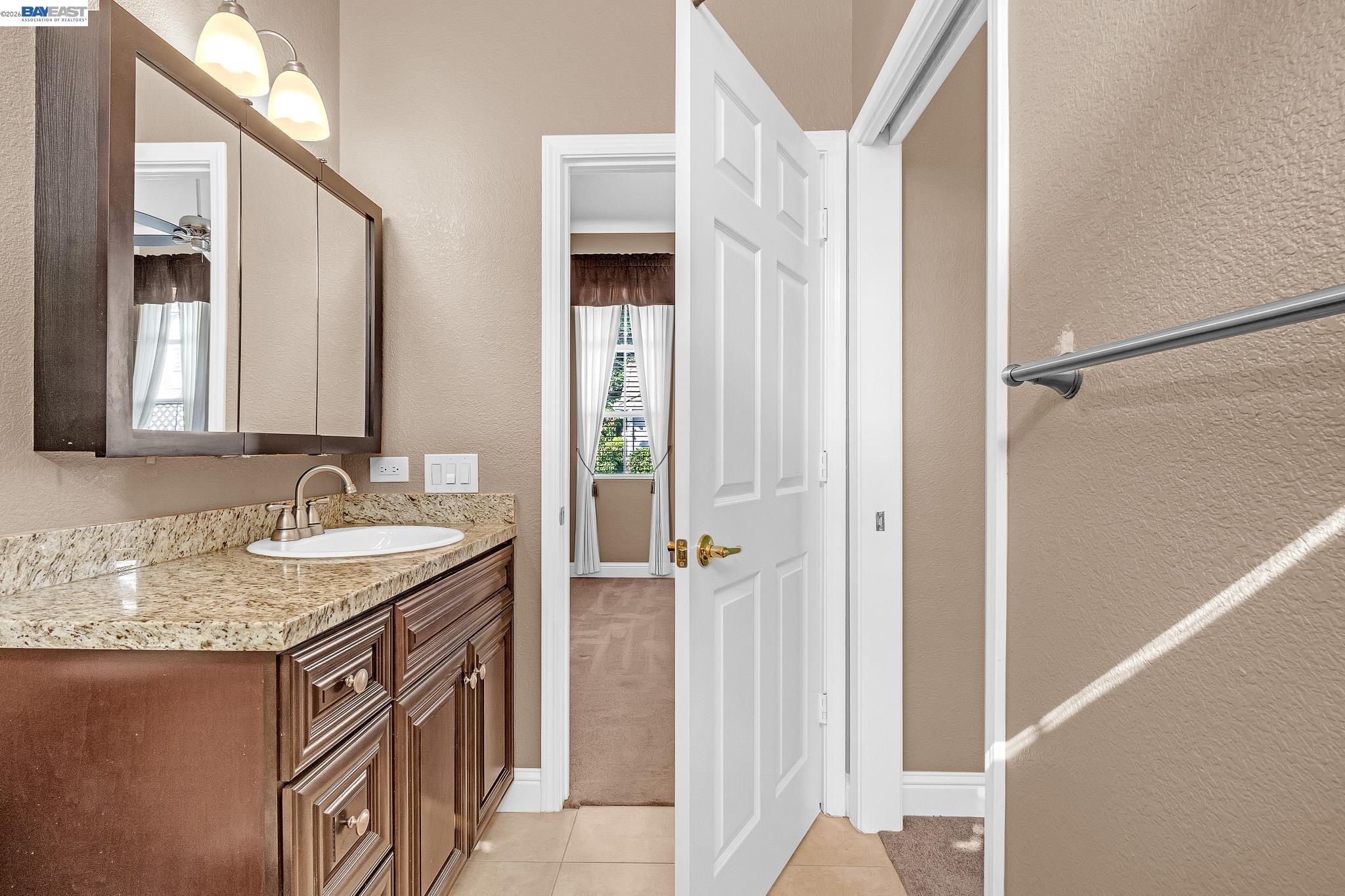 5040 Green Grove Ln, Roseville CA 95747 — photo 32