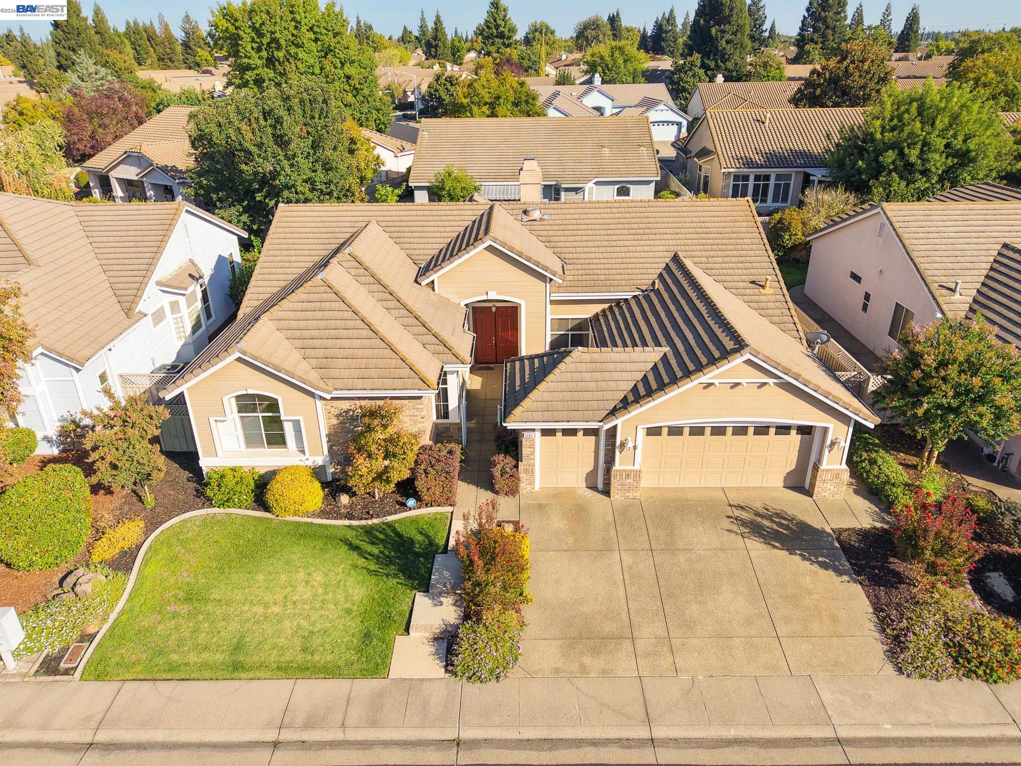 5040 Green Grove Ln, Roseville CA 95747 — photo 8