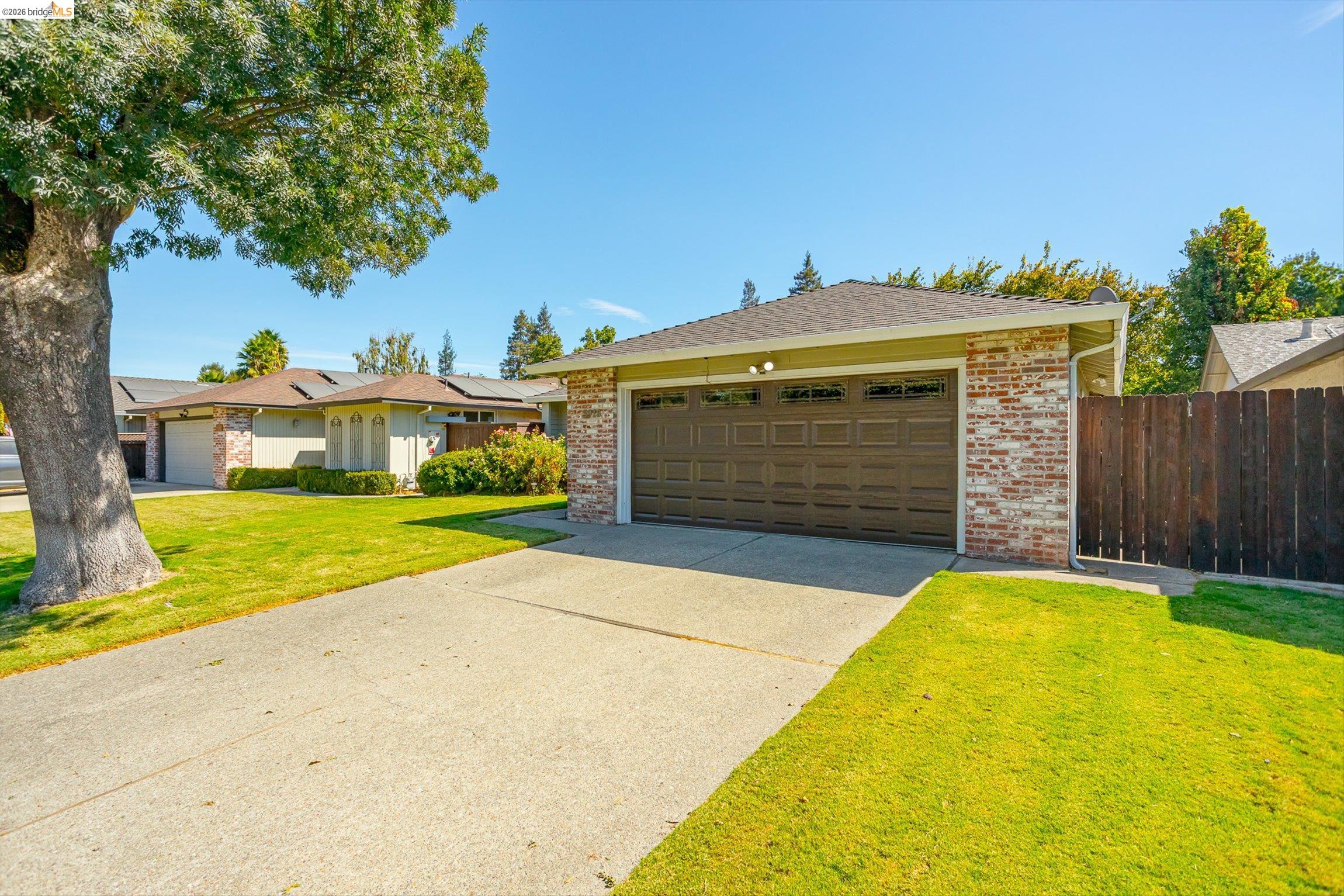 5918 Land View Dr, Stockton CA 95219 — photo 2