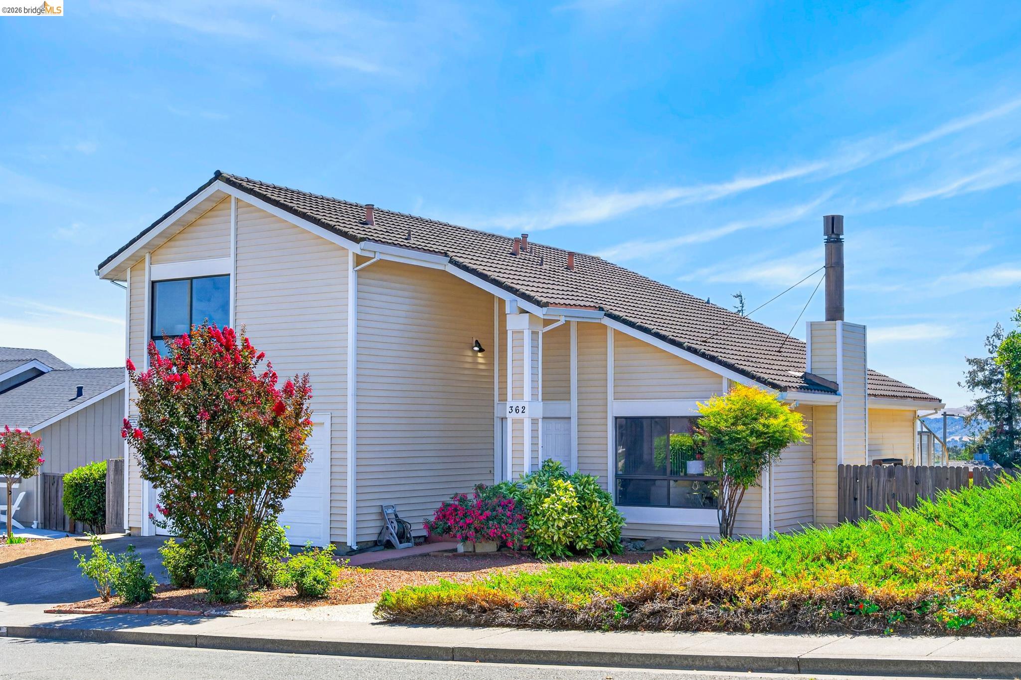 362 W Seaview Dr, Benicia CA 94510 — photo 2
