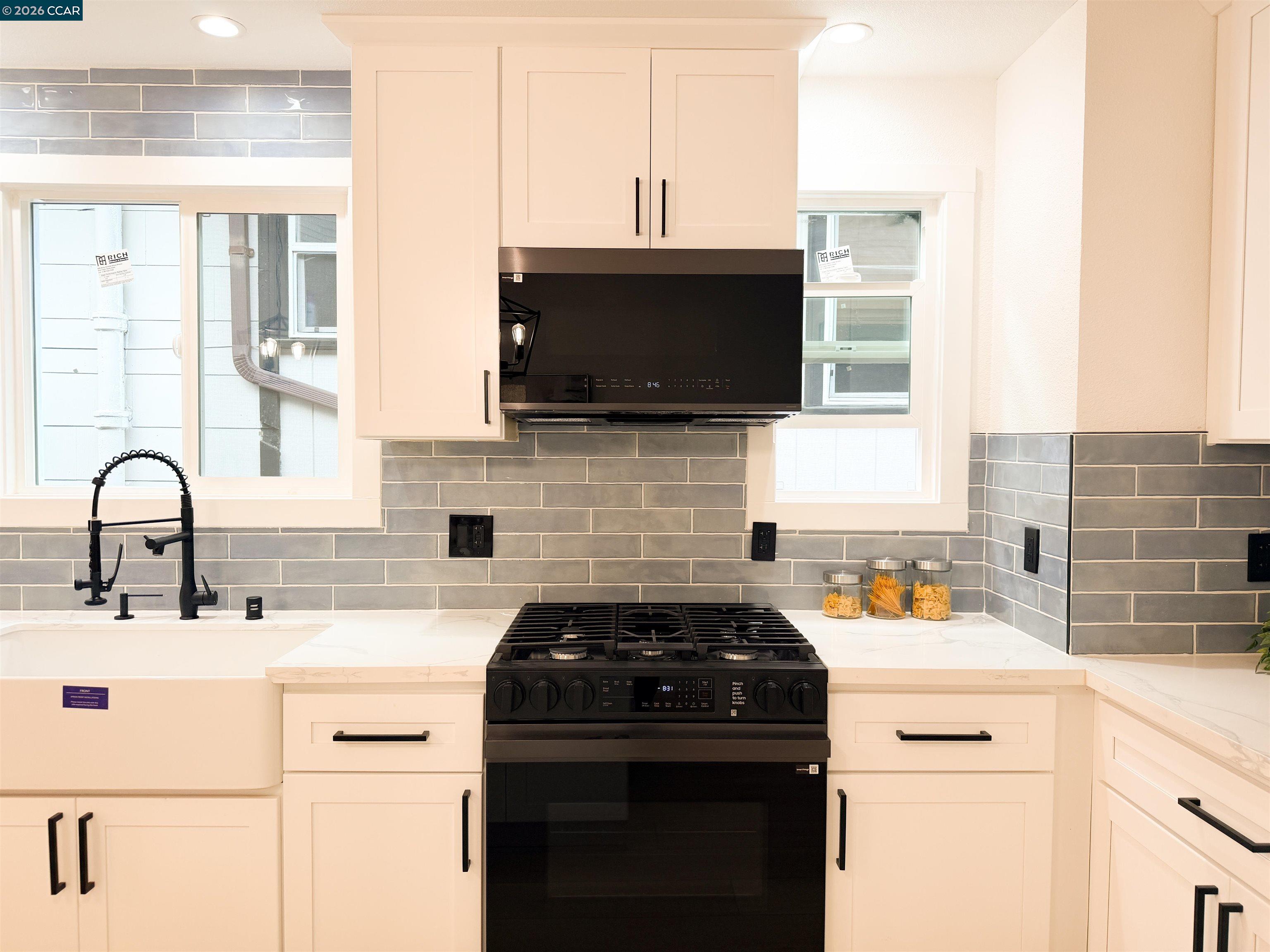 1030 E 21St St, Oakland CA 94606 — photo 15