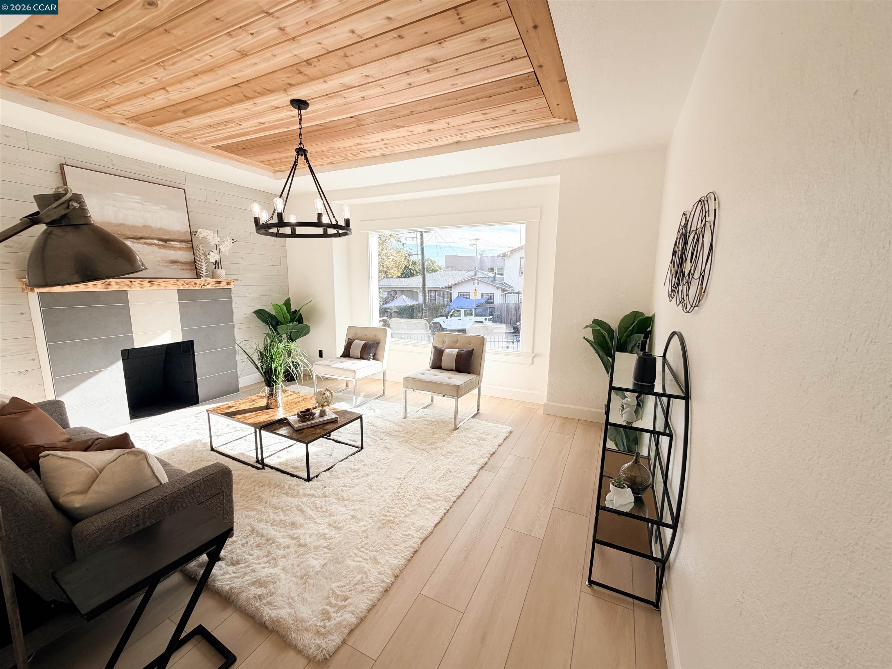 1030 E 21St St, Oakland CA 94606 — photo 7