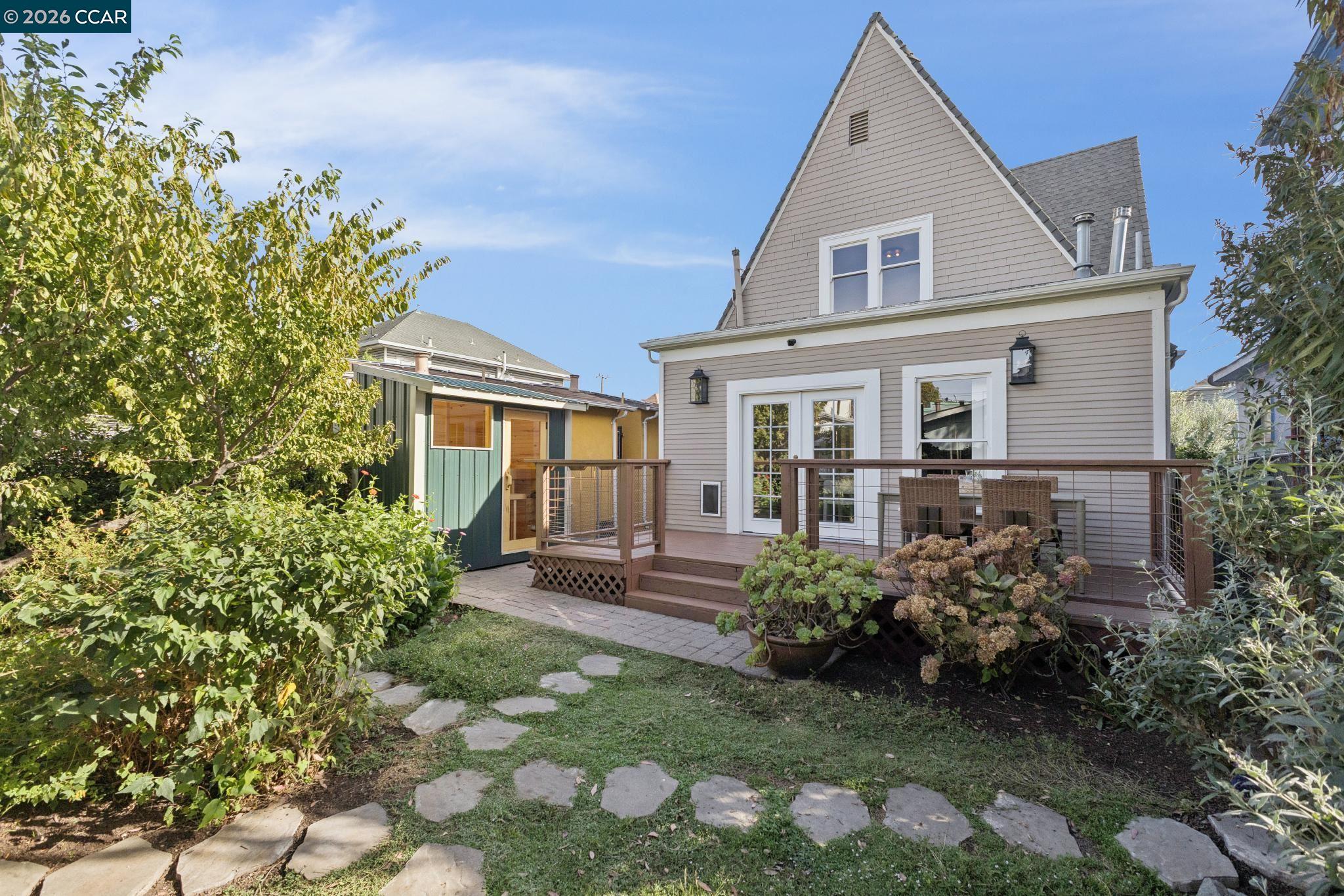 702 33Rd St, Oakland CA 94609 — photo 59