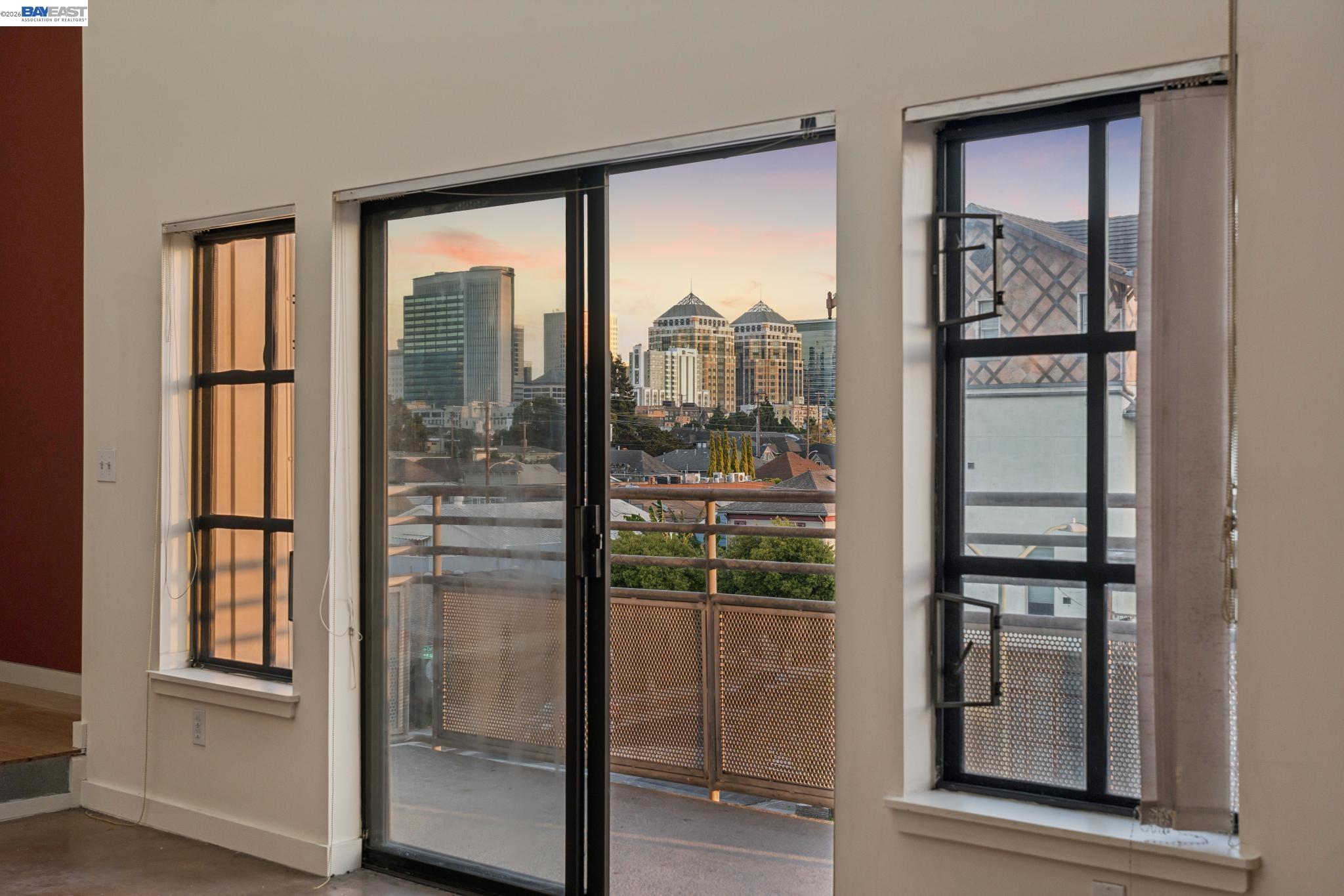850 W GRAND AVE # 14, Oakland CA 94607 — photo 12