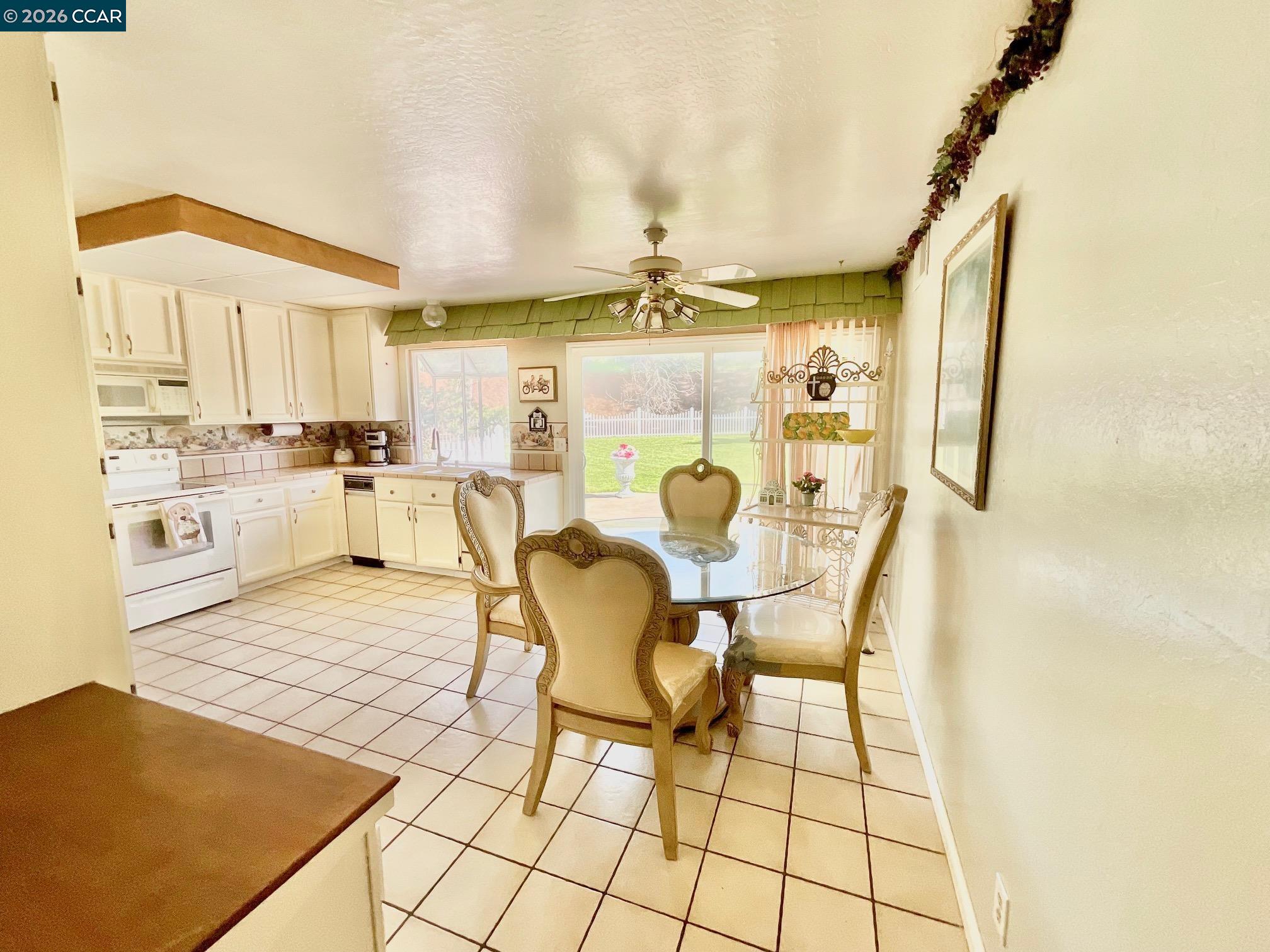 403 Gerald Court, Benicia CA 94510 — photo 12