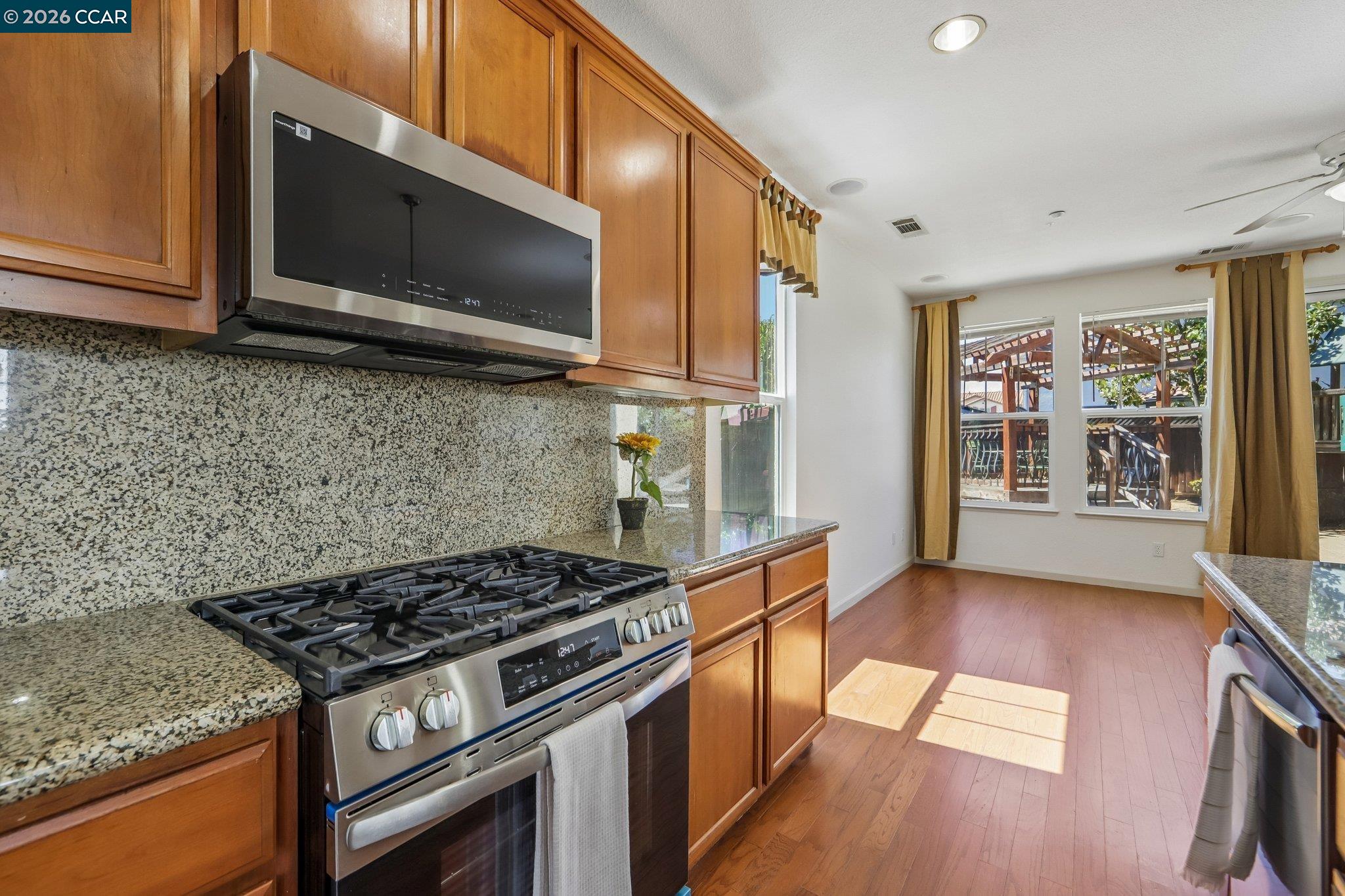 486 Windflower Way, Oakley CA 94561 — photo 9