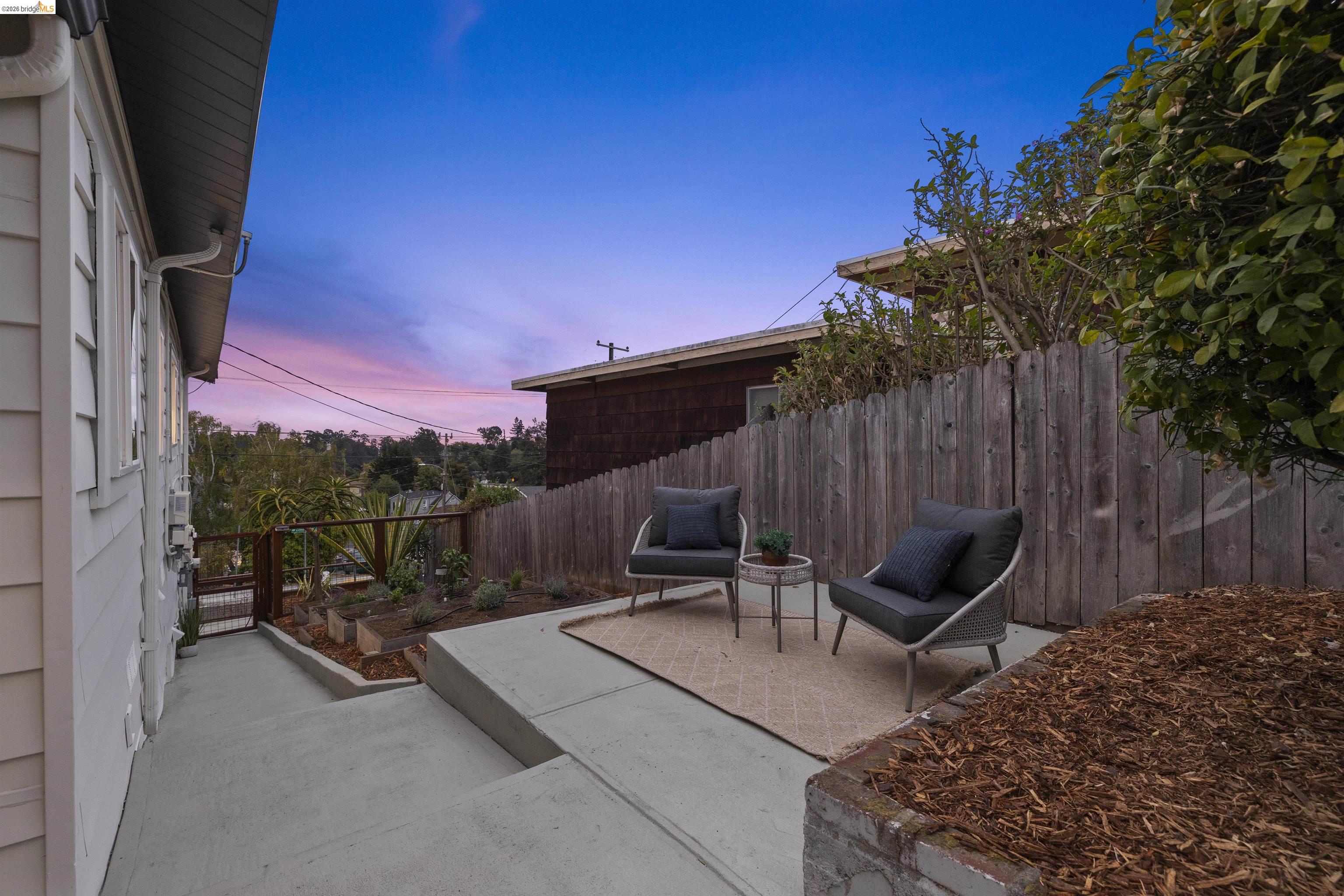 3701 Green Acre Rd, Oakland CA 94619 — photo 38
