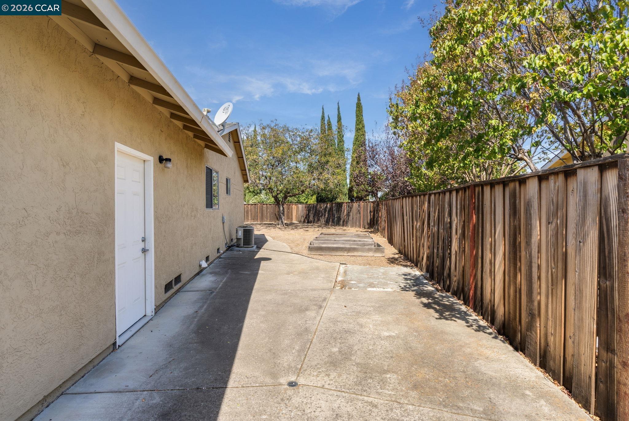 2130 Debra Ct, Pittsburg, CA 94565 photo 33