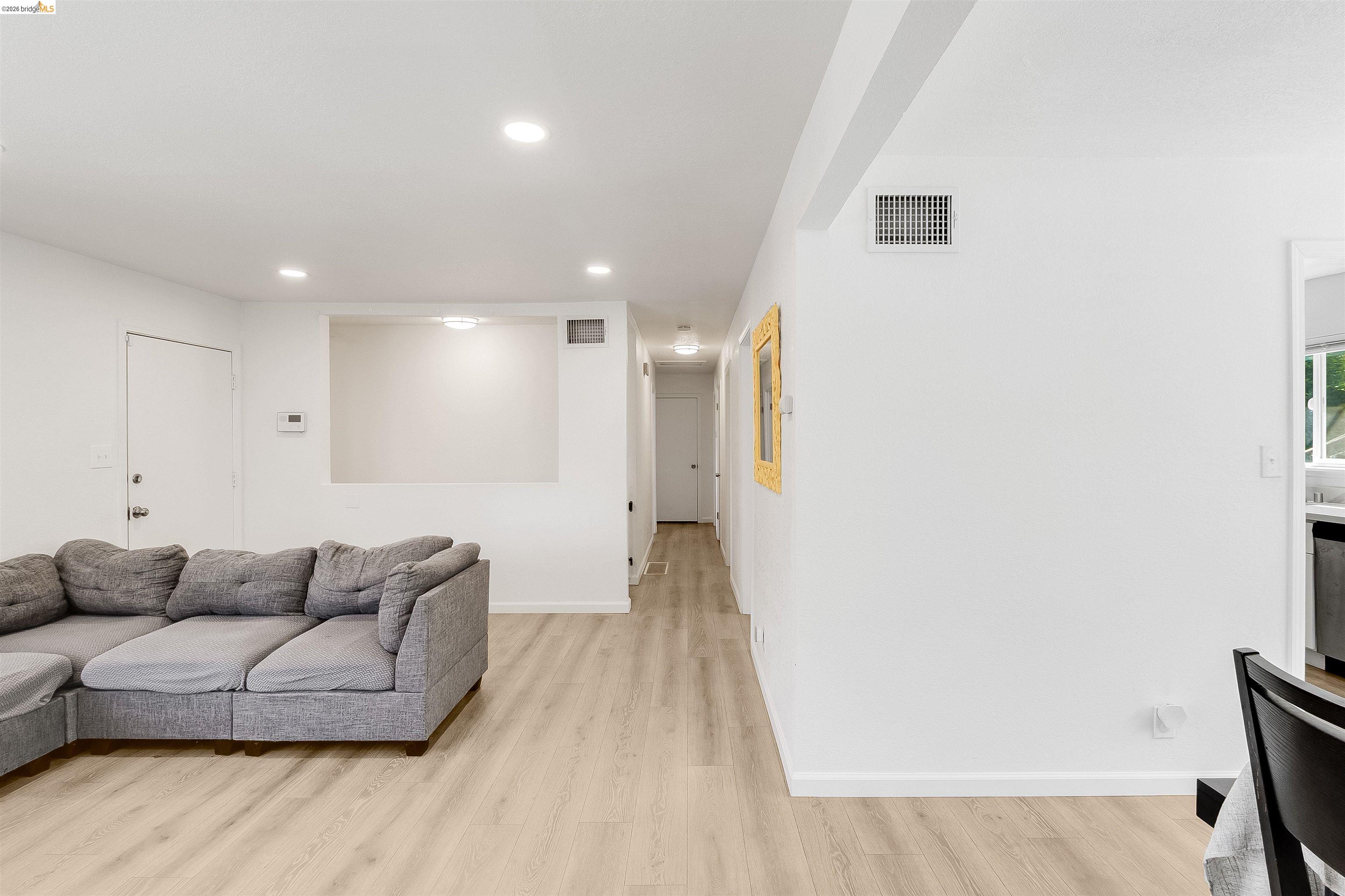 335 Pepper Dr, Vallejo CA 94589 — photo 11