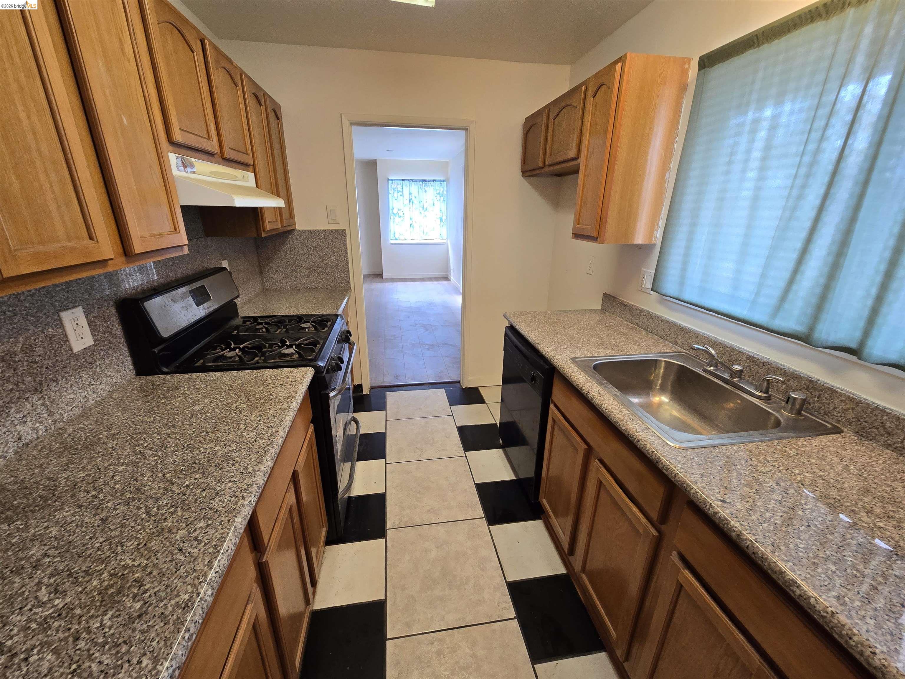4713 Cutting Blvd, Richmond CA 94804 — photo 4