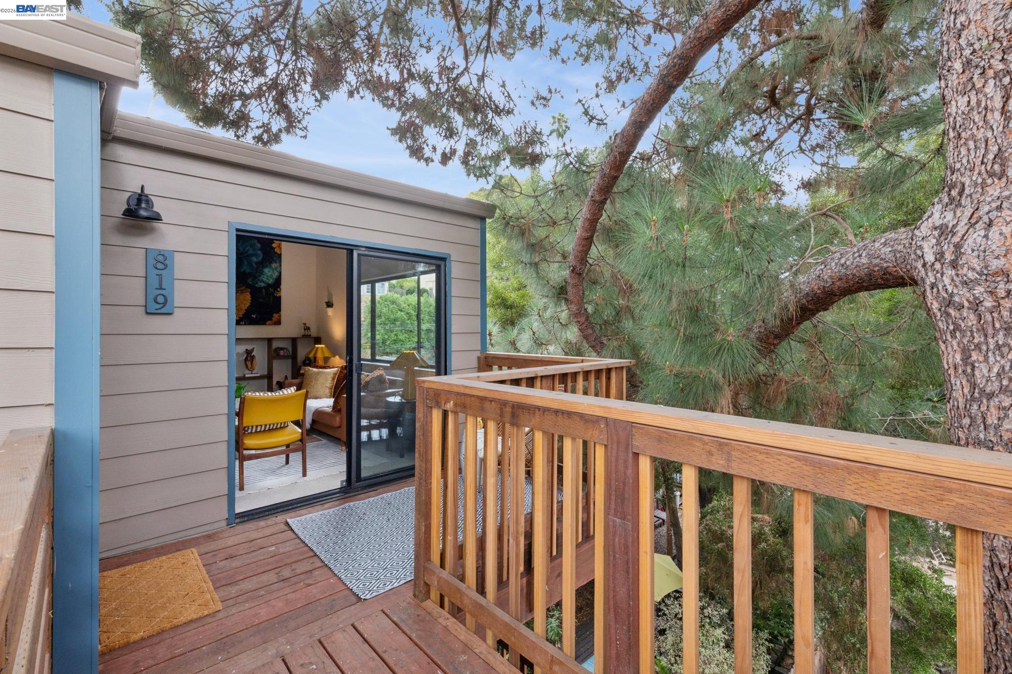 819 E 28TH ST, Oakland CA 94610 — photo 2