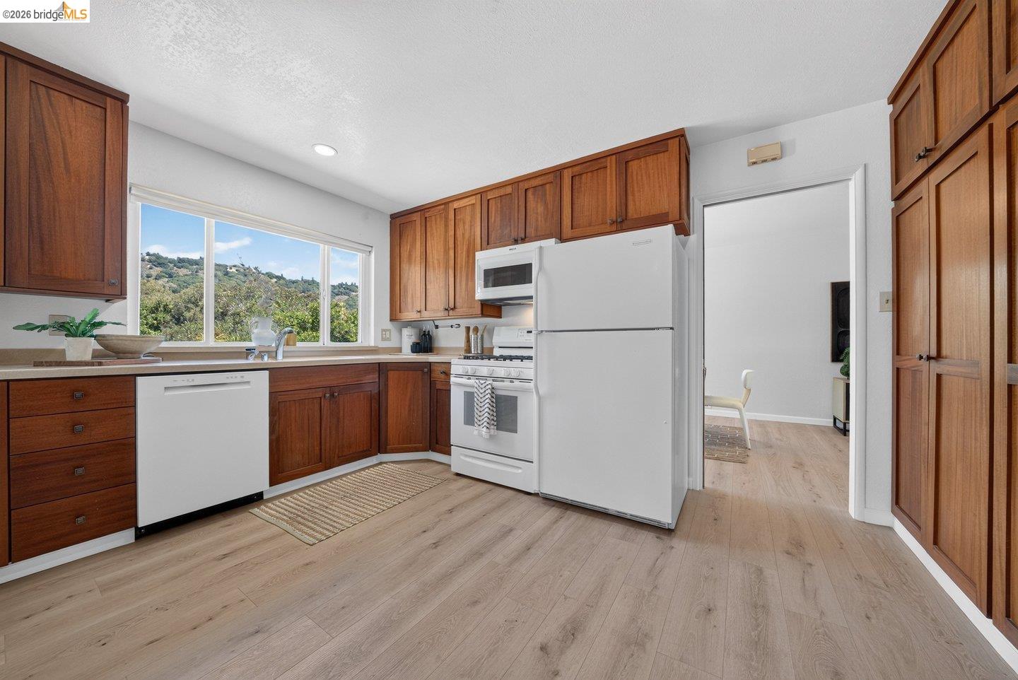 4836 Reinhardt Dr, Oakland CA 94619 — photo 8