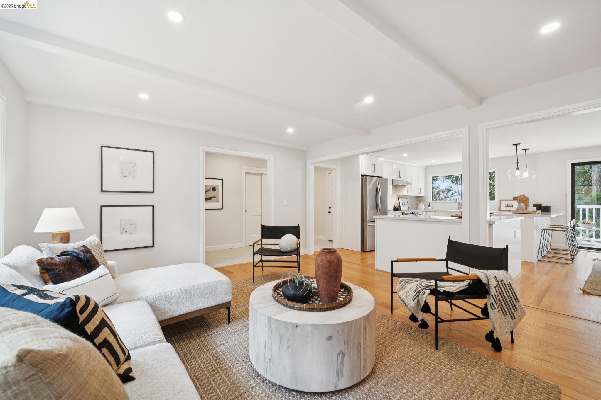 4325 Mountain View, Oakland CA 94605 — photo 10