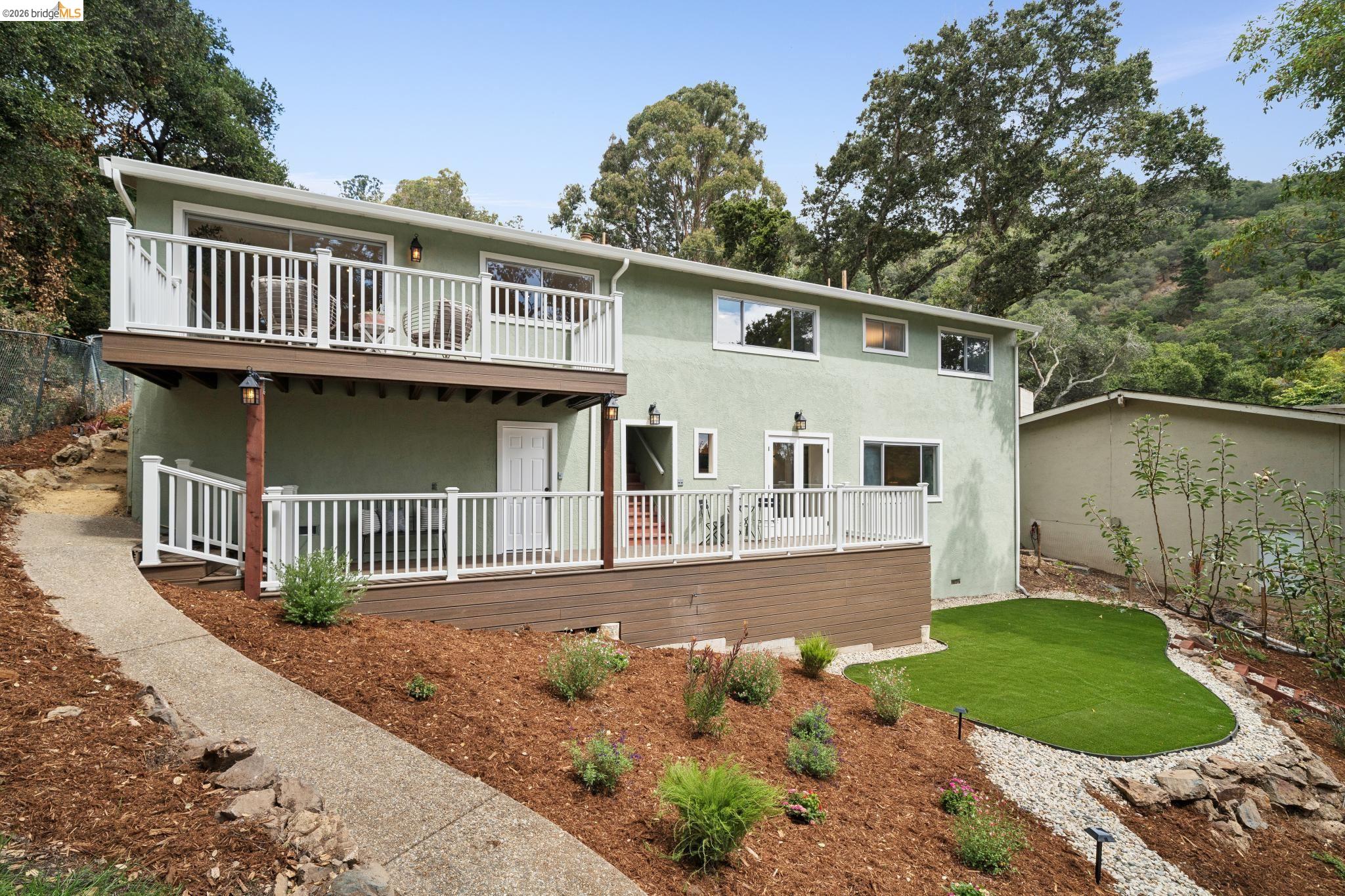 4325 Mountain View, Oakland CA 94605 — photo 42