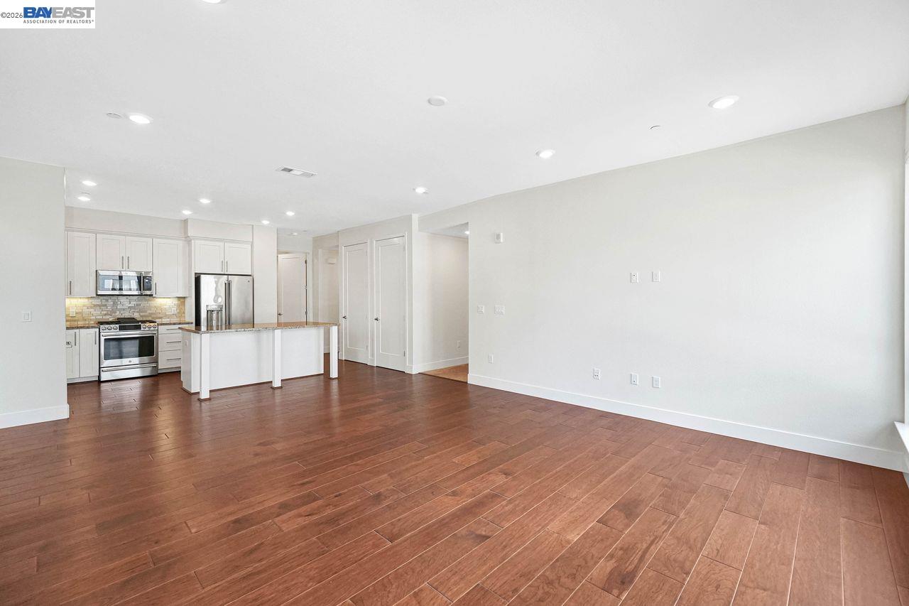 1028 Foster Square Ln # 201, Foster City CA 94404 — photo 13