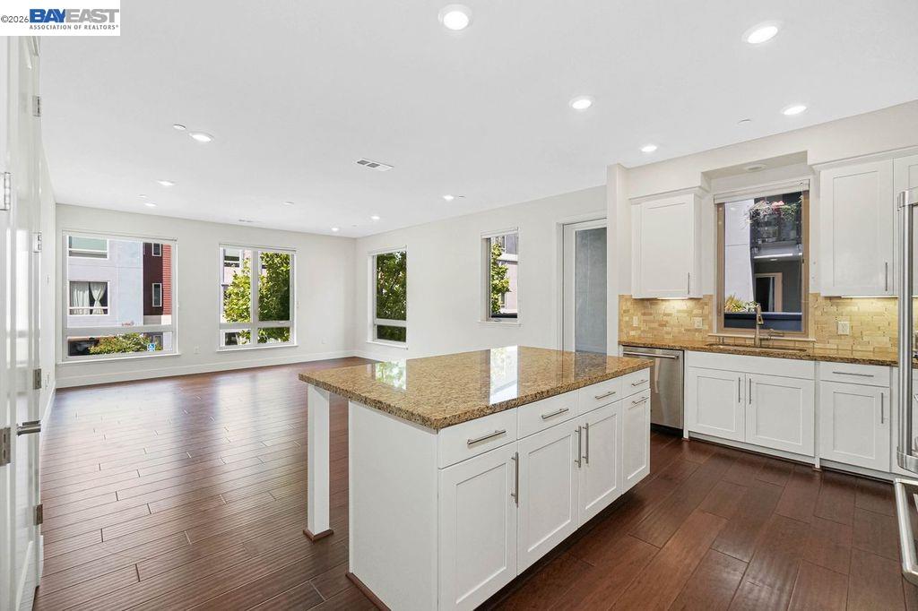 1028 Foster Square Ln # 201, Foster City CA 94404 — photo 7