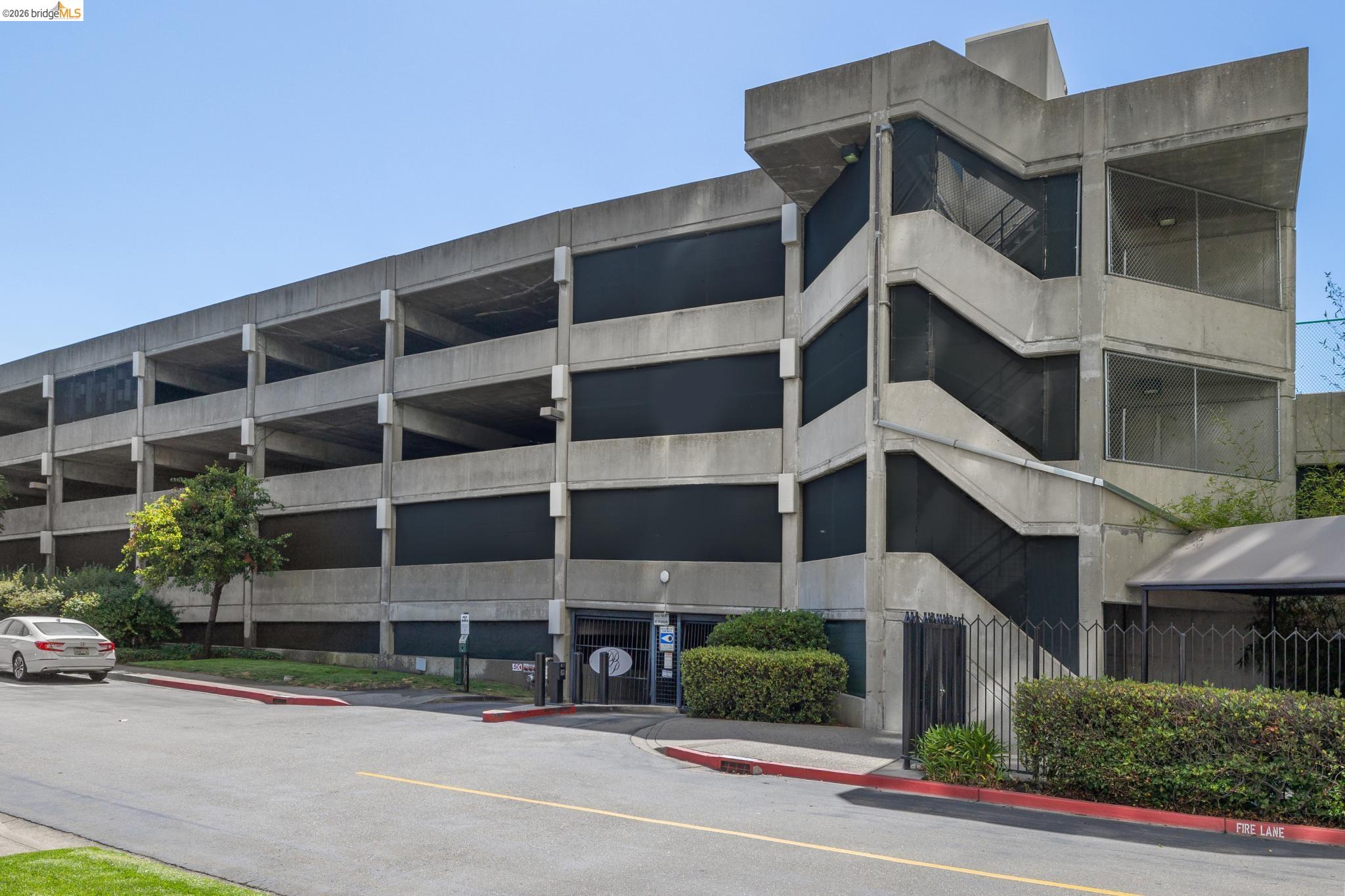 6363 Christie Avenue # 225, Emeryville CA 94608 — photo 57