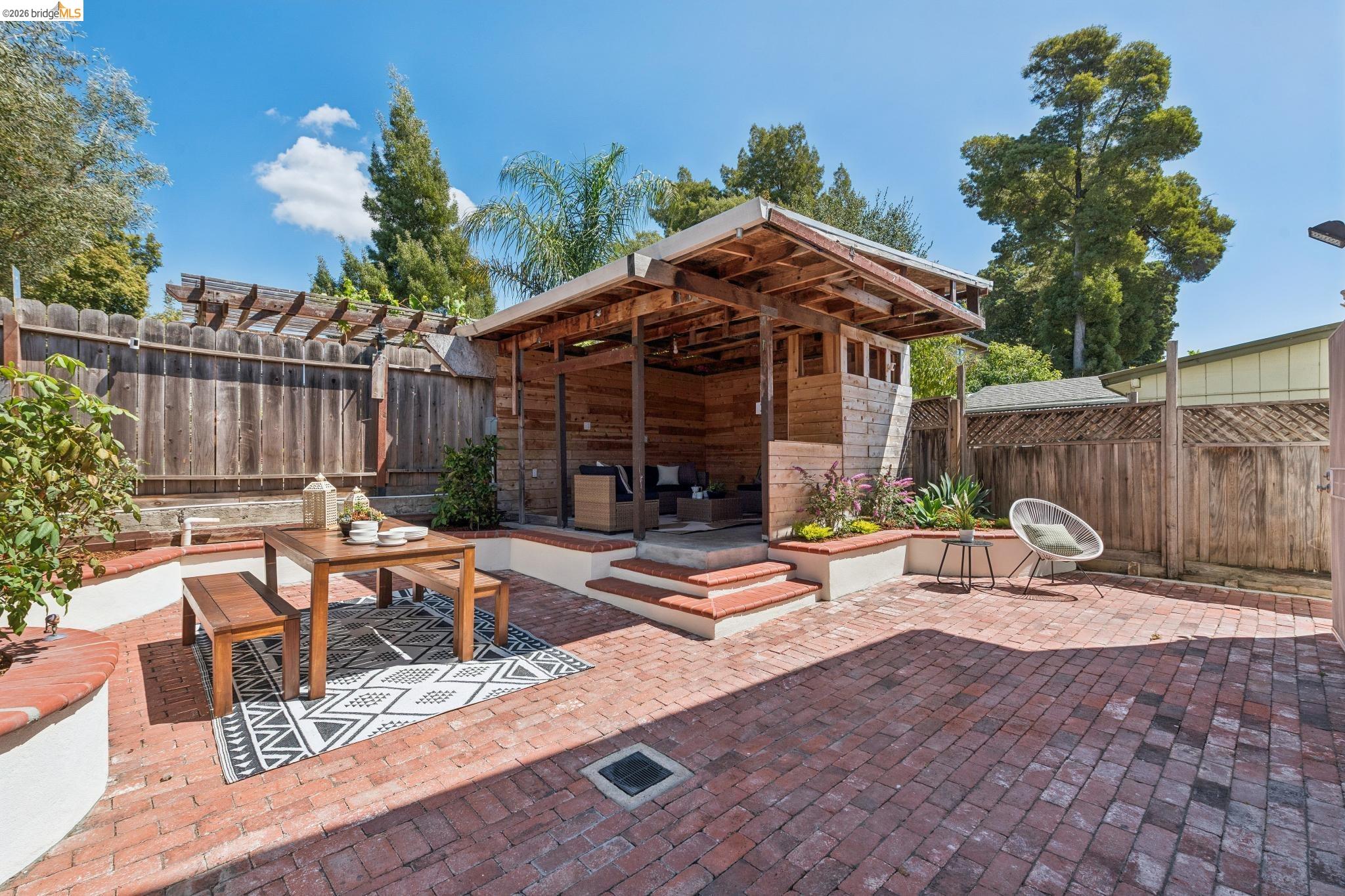 3936 Agua Vista St, Oakland CA 94601 — photo 38