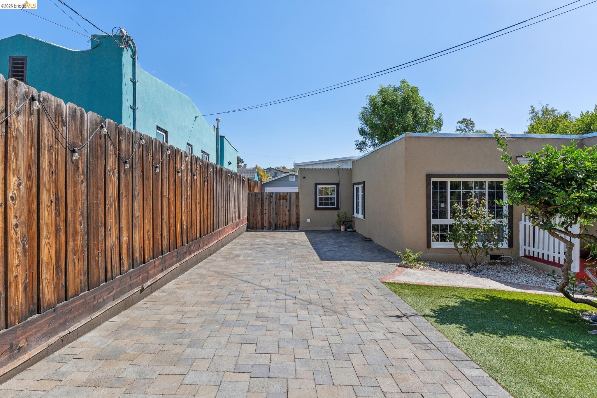 2960 106Th Ave, Oakland CA 94605 — photo 64