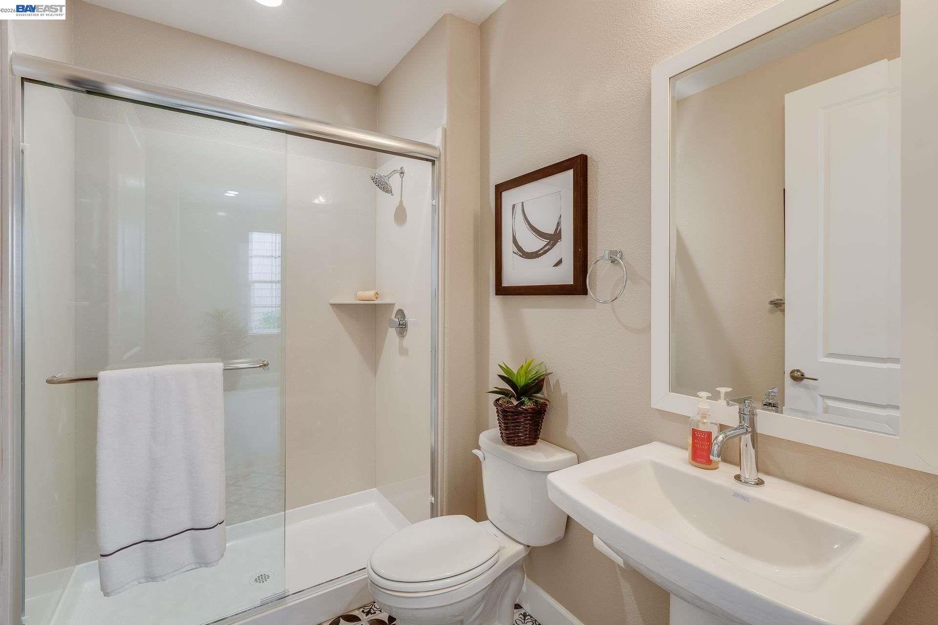 32663 Singh Circle, Union City CA 94587 — photo 17