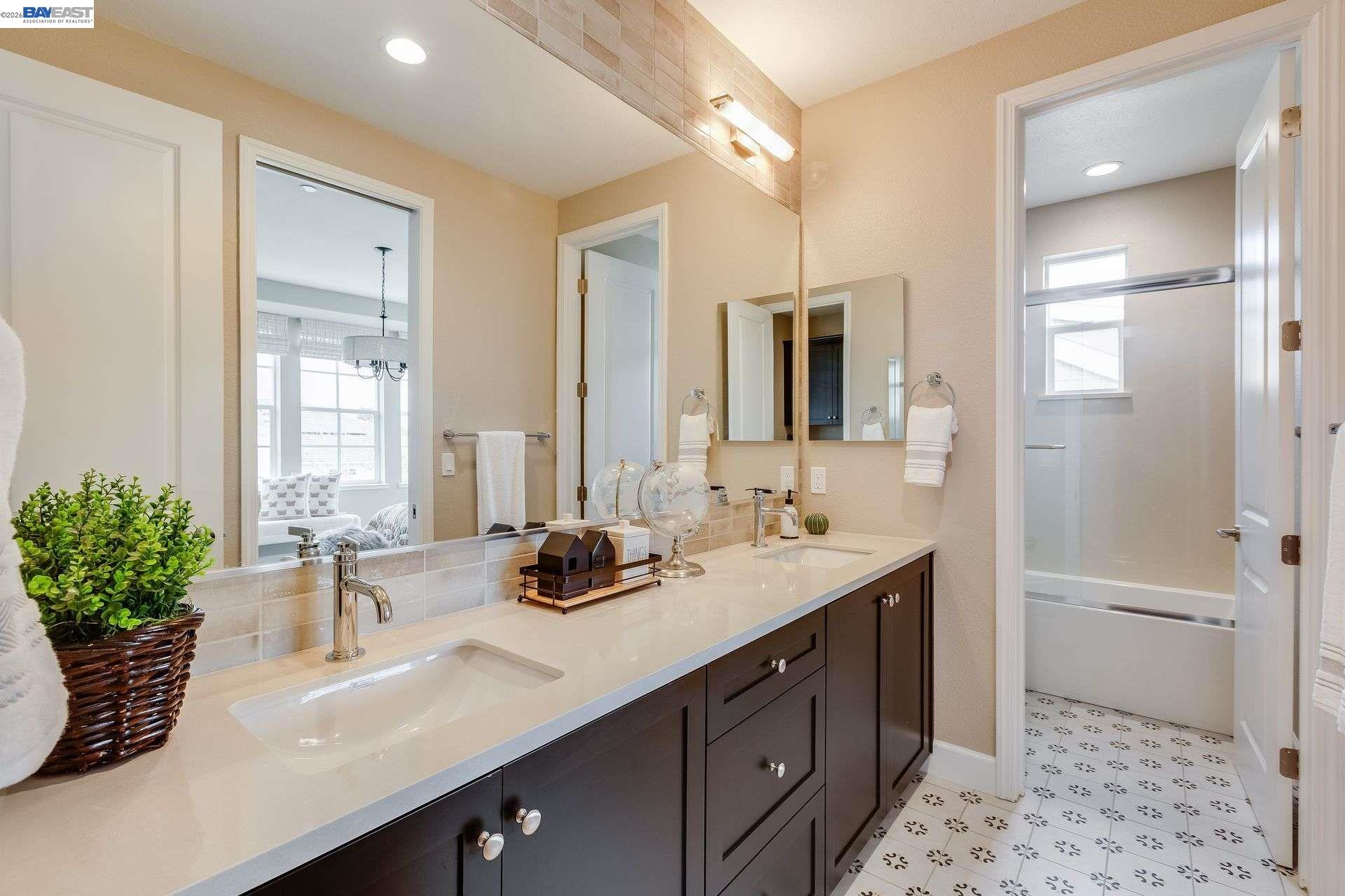 32663 Singh Circle, Union City CA 94587 — photo 38