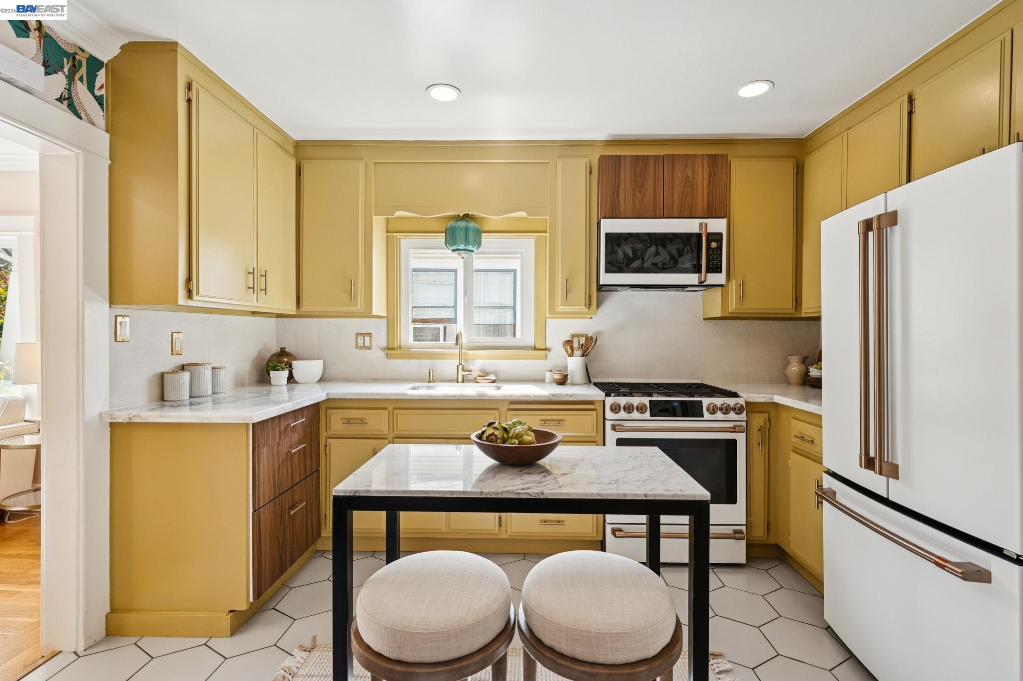 5335 El Camile Ave, Oakland CA 94619 — photo 7