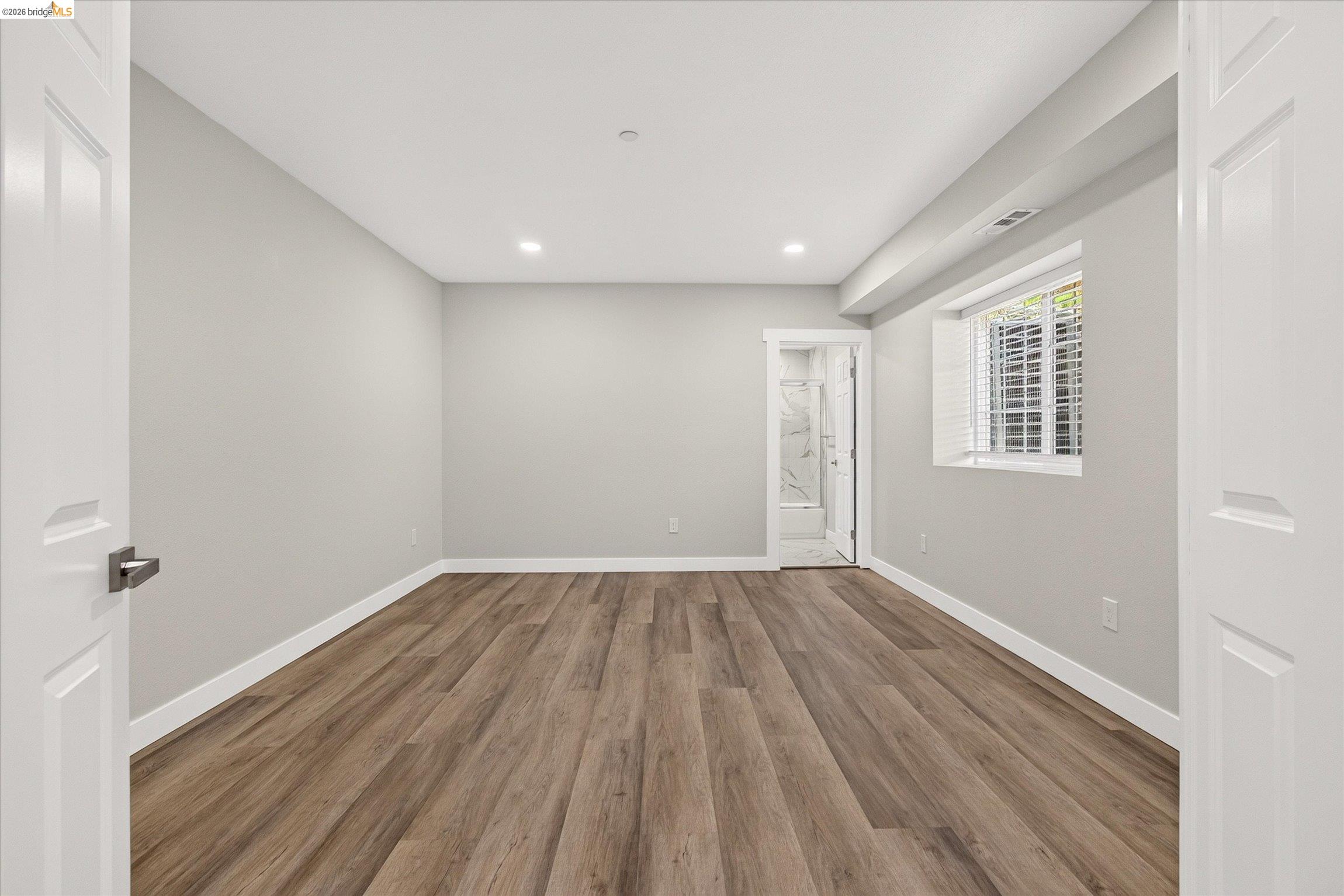 6105 Oakdale Ave, Oakland CA 94605 — photo 16