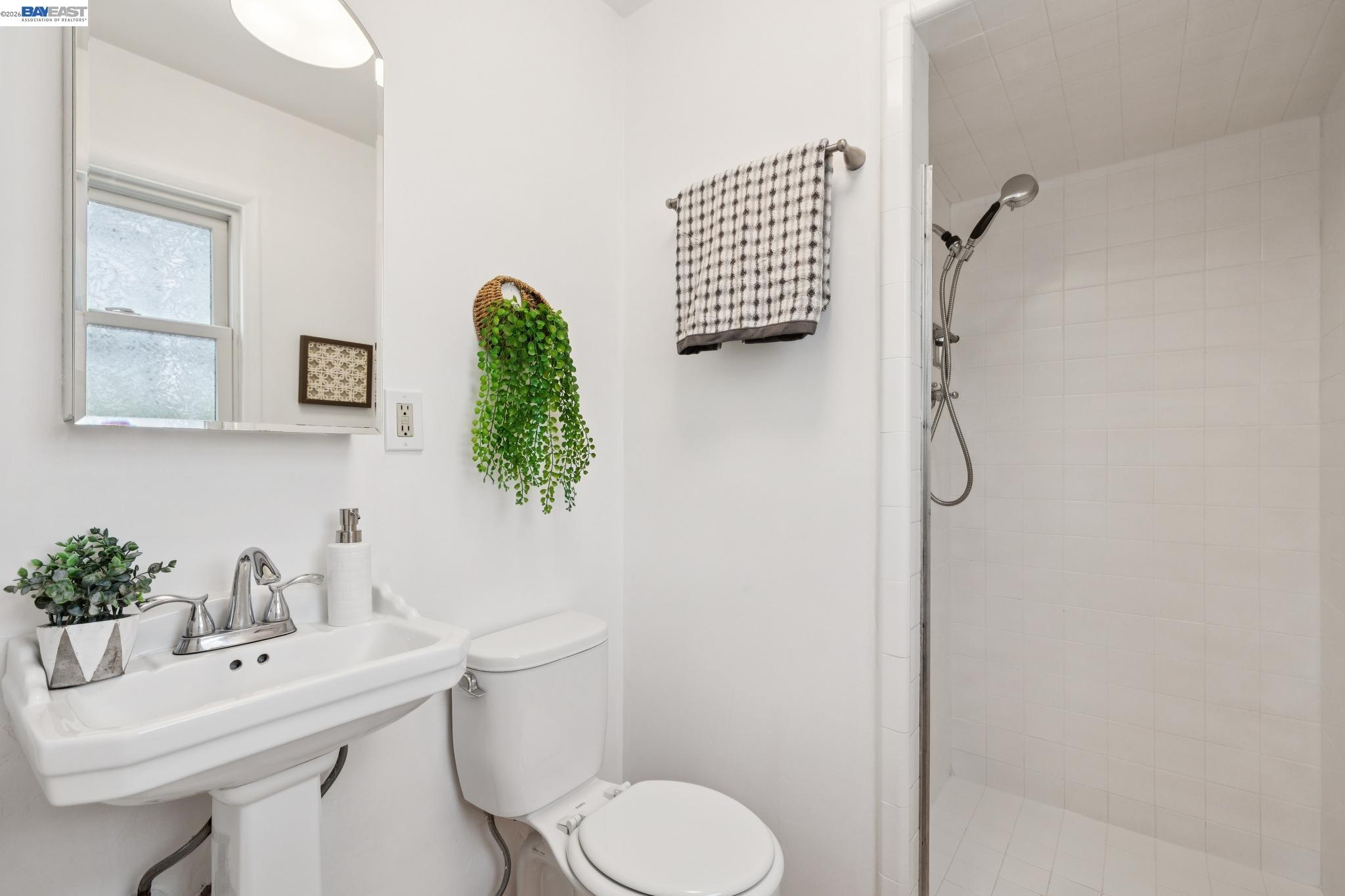 3287 Briggs Ave, Alameda CA 94501 — photo 21