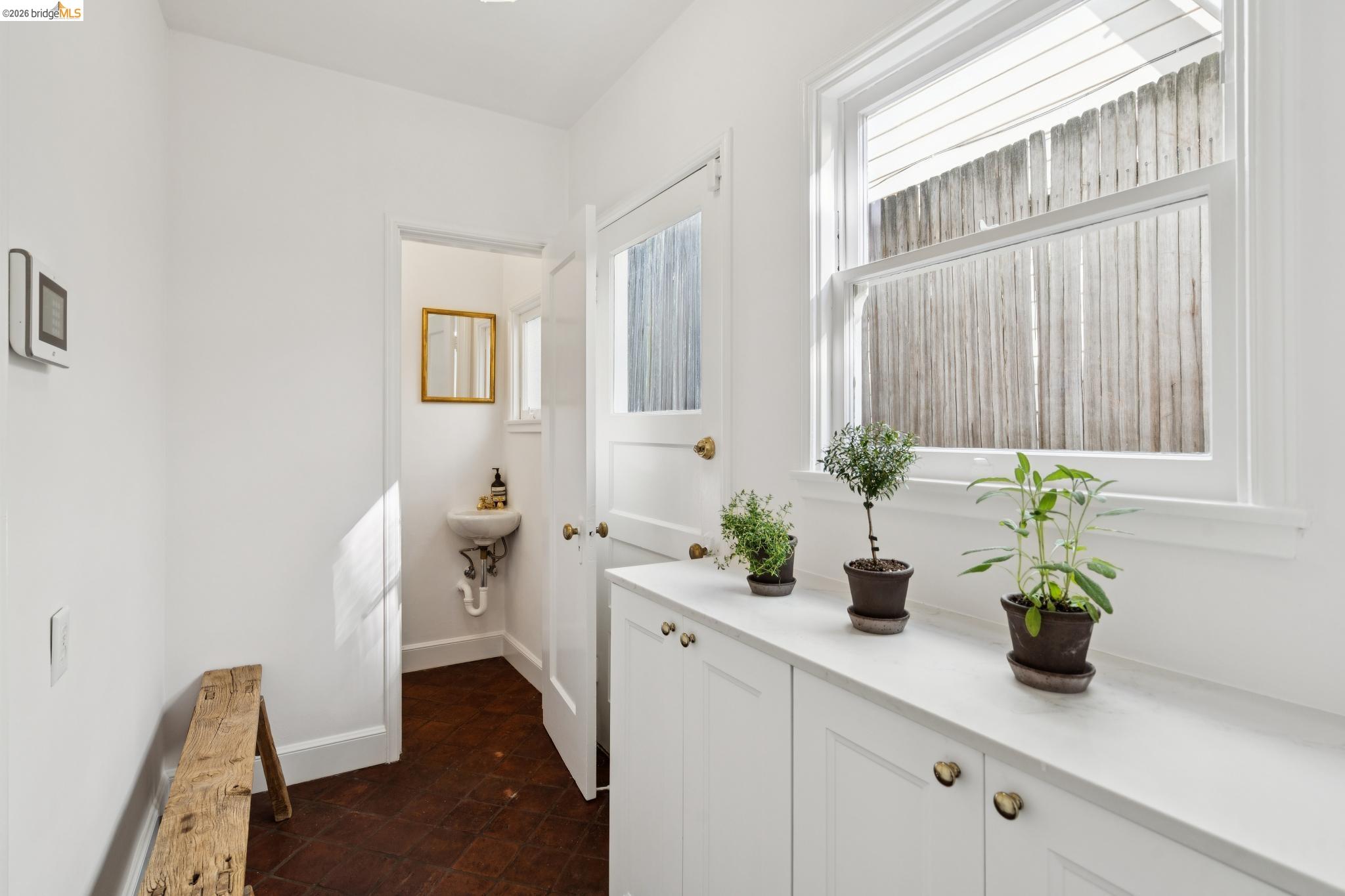 6200 Aspinwall Rd, Oakland CA 94611 — photo 16