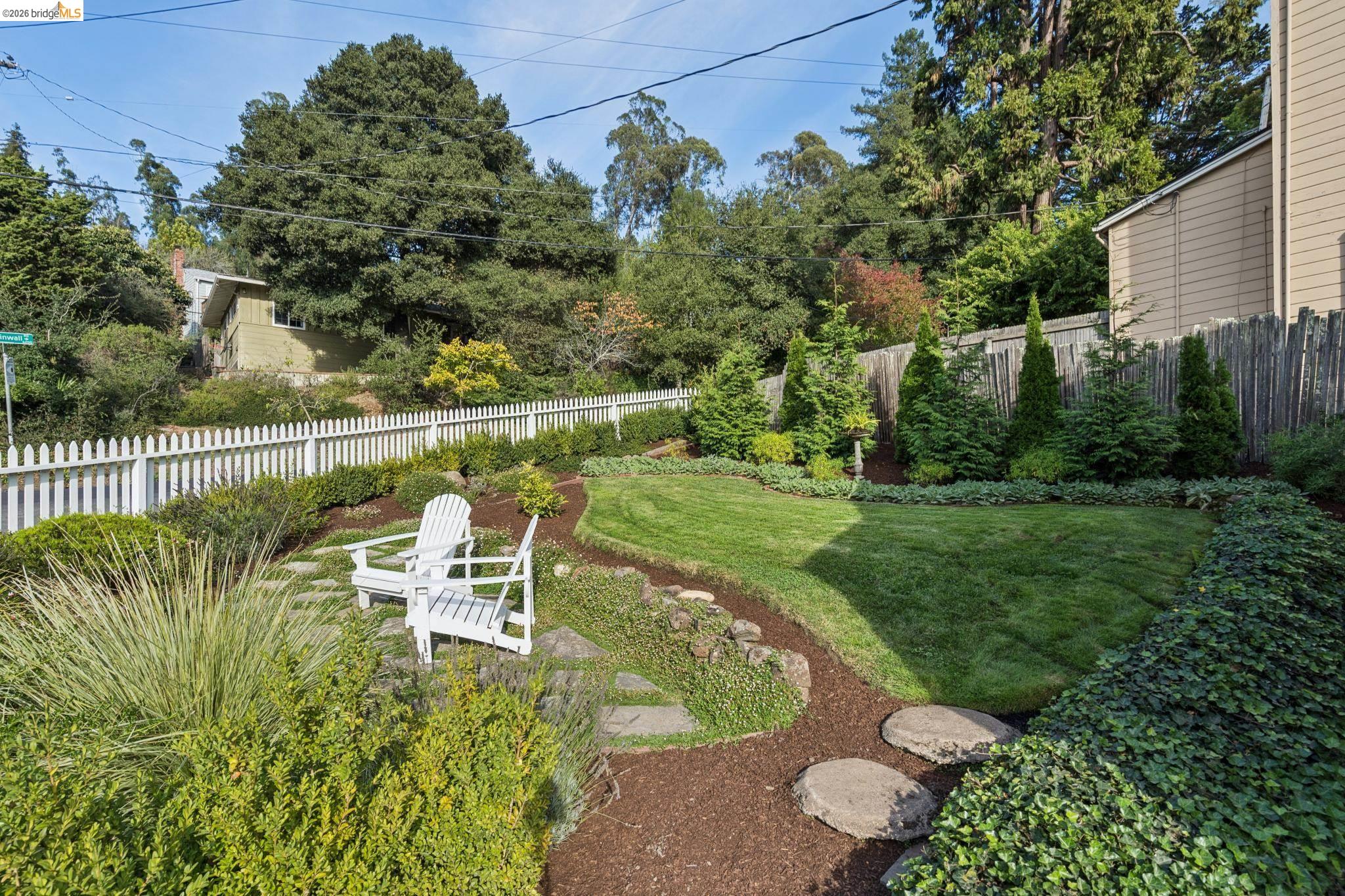 6200 Aspinwall Rd, Oakland CA 94611 — photo 29
