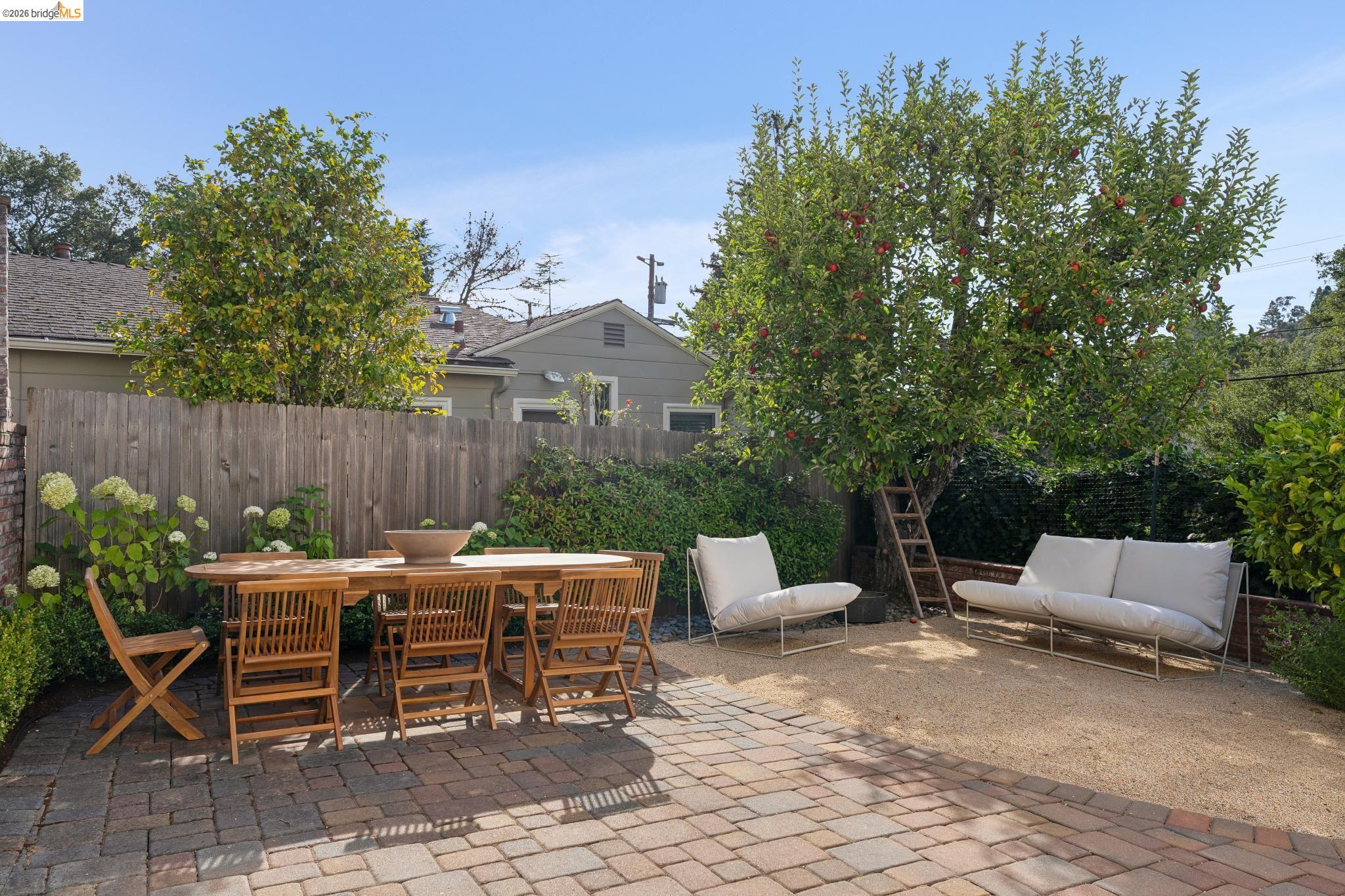 6200 Aspinwall Rd, Oakland CA 94611 — photo 38