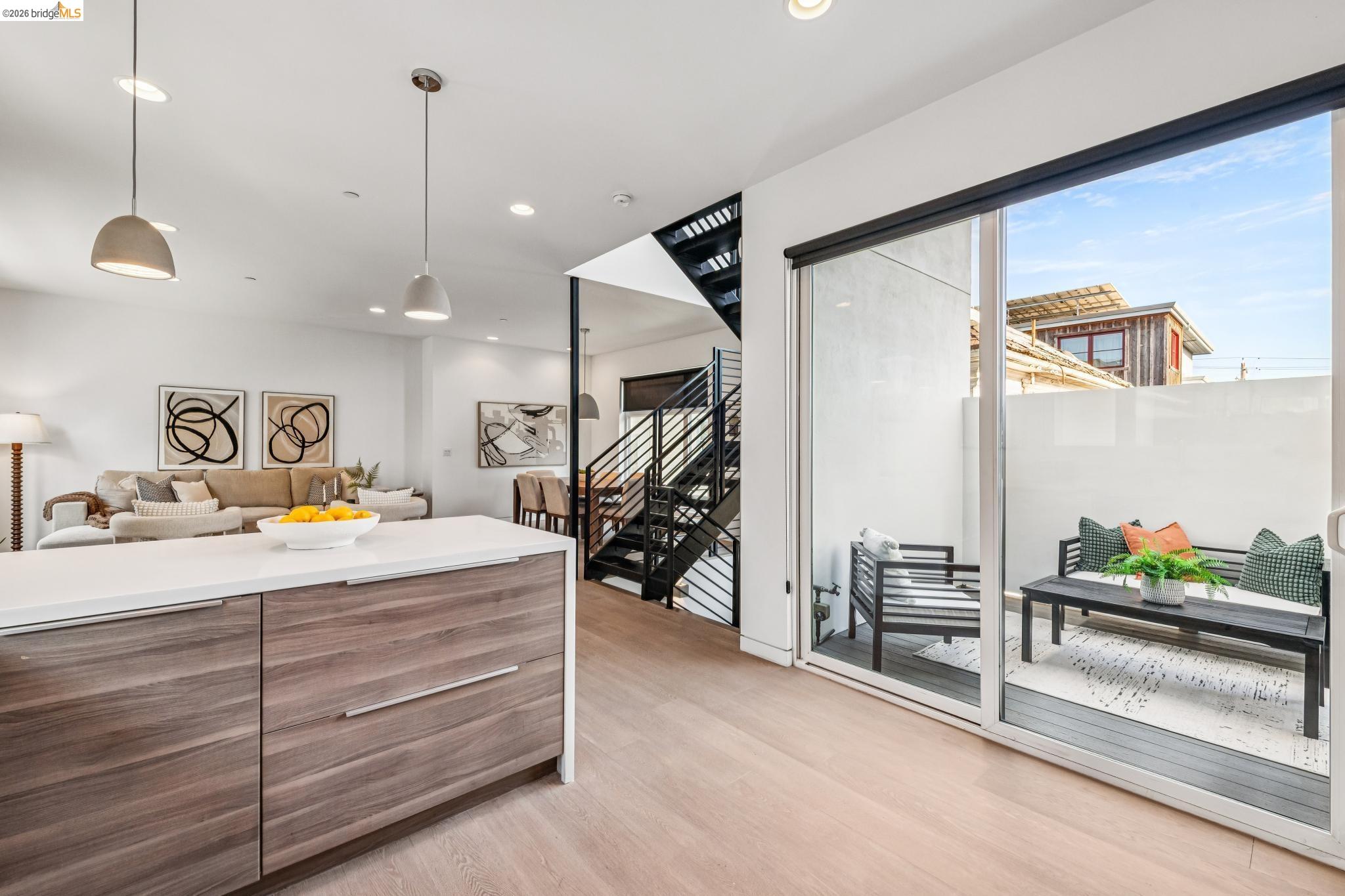 3235 B Louise St, Oakland CA 94608 — photo 26