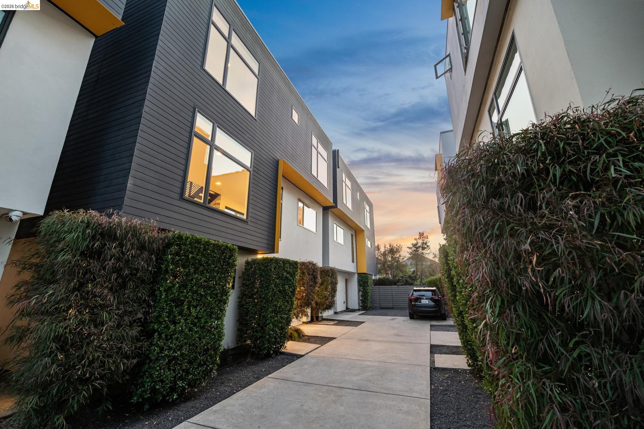 3235 B Louise St, Oakland CA 94608 — photo 43