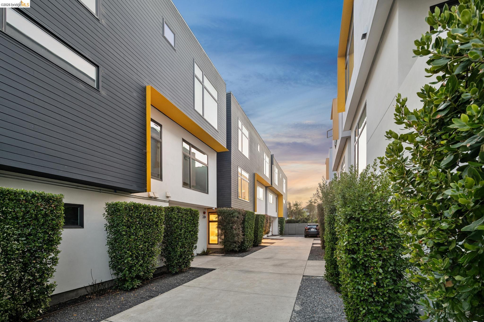 3235 B Louise St, Oakland CA 94608 — photo 44
