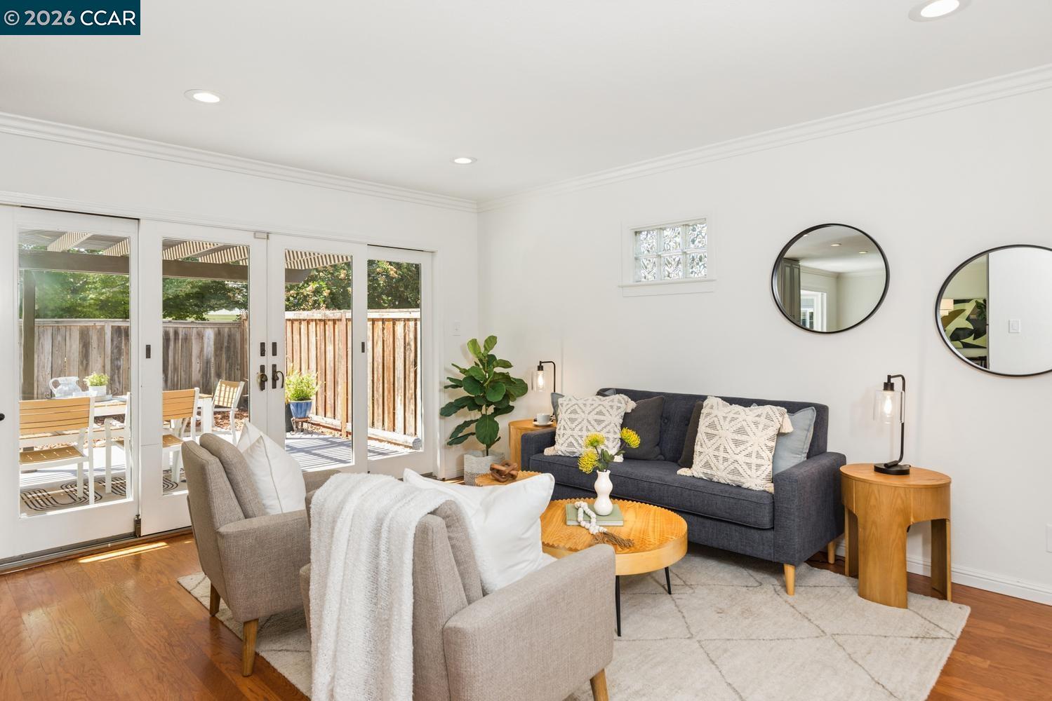 933 Brink Ct, Concord CA 94518 — photo 13