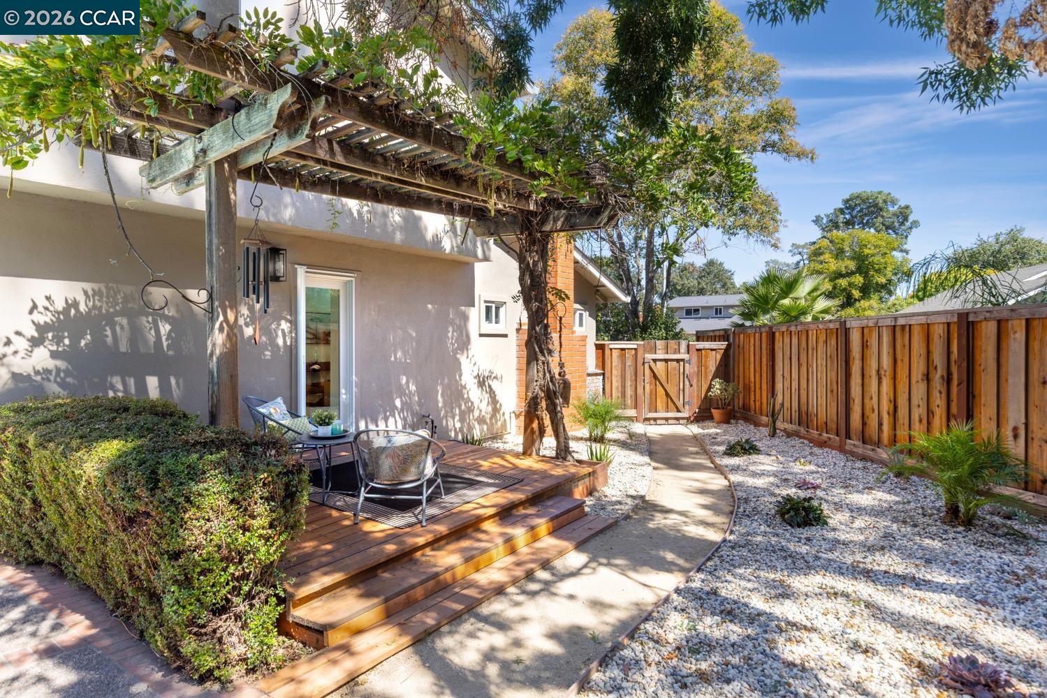 933 Brink Ct, Concord CA 94518 — photo 35